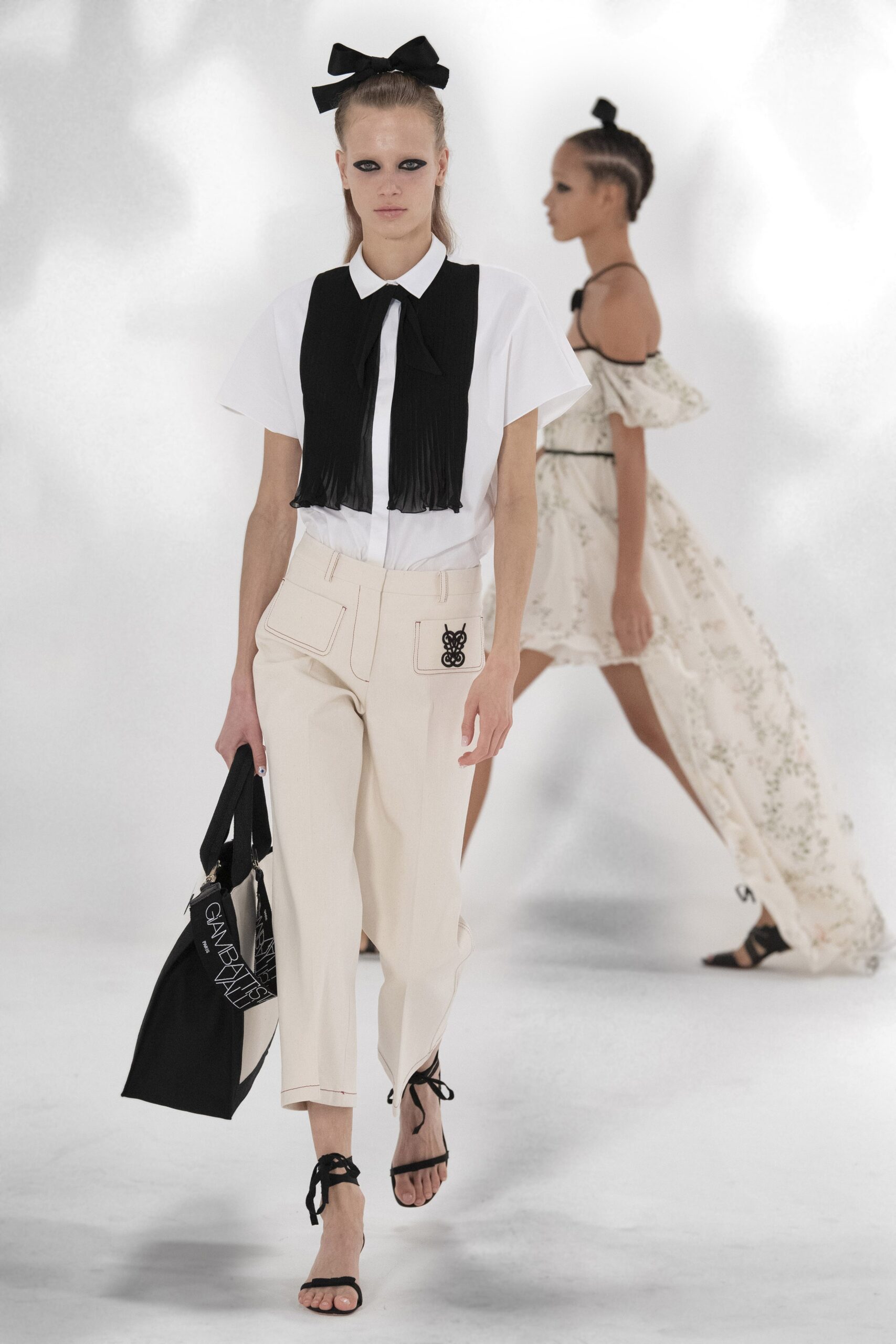 Giambattista Valli S/S 21 Look 27