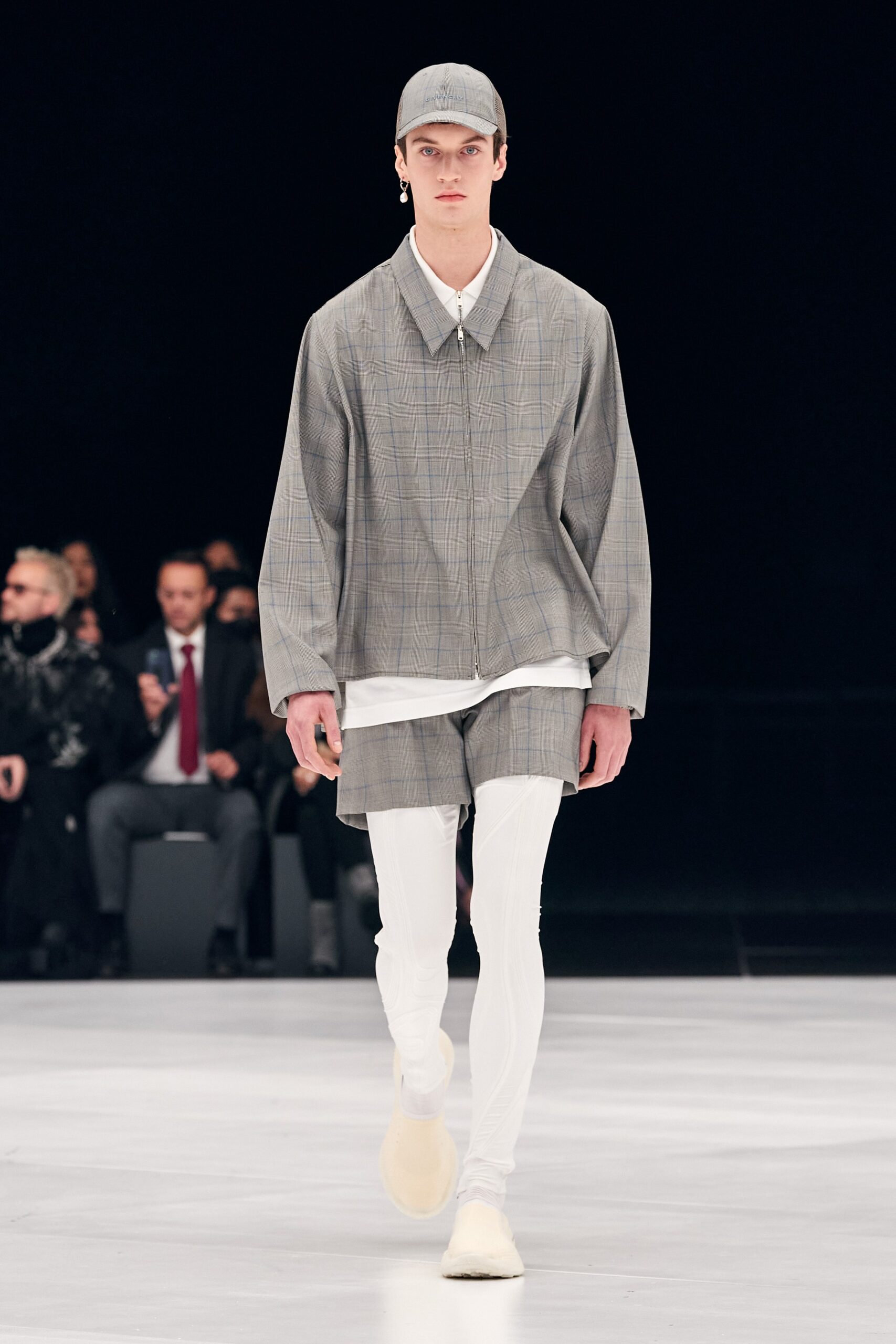 Givenchy S/S 22 Look 27