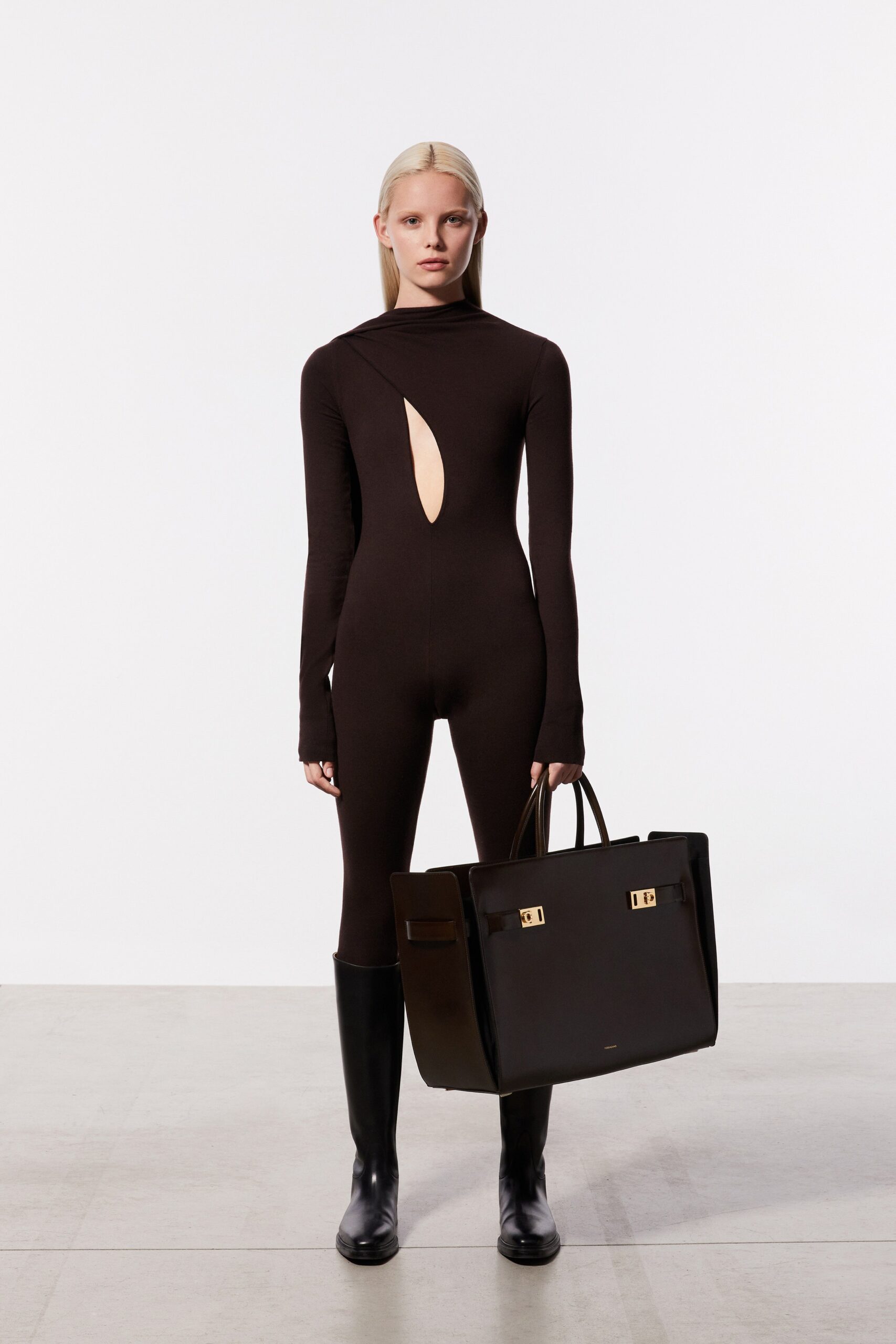 Ferragamo F/W 23 Look 27