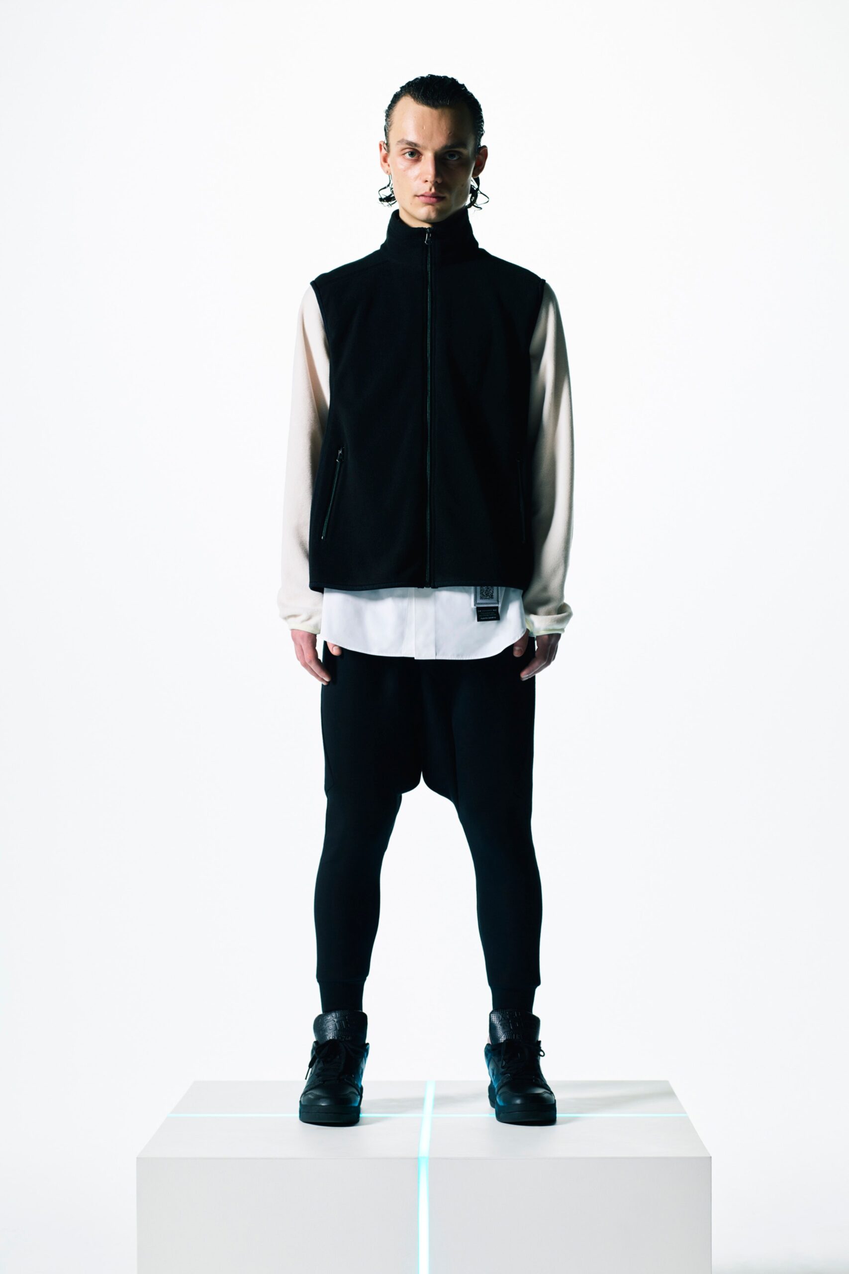 Fumito Ganryu F/W 22 Menswear Look 26