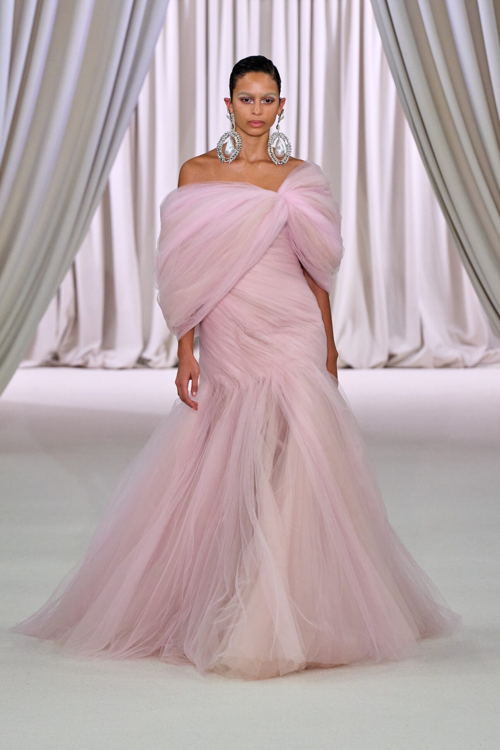 Giambattista Valli S/S 23 Couture Look 27