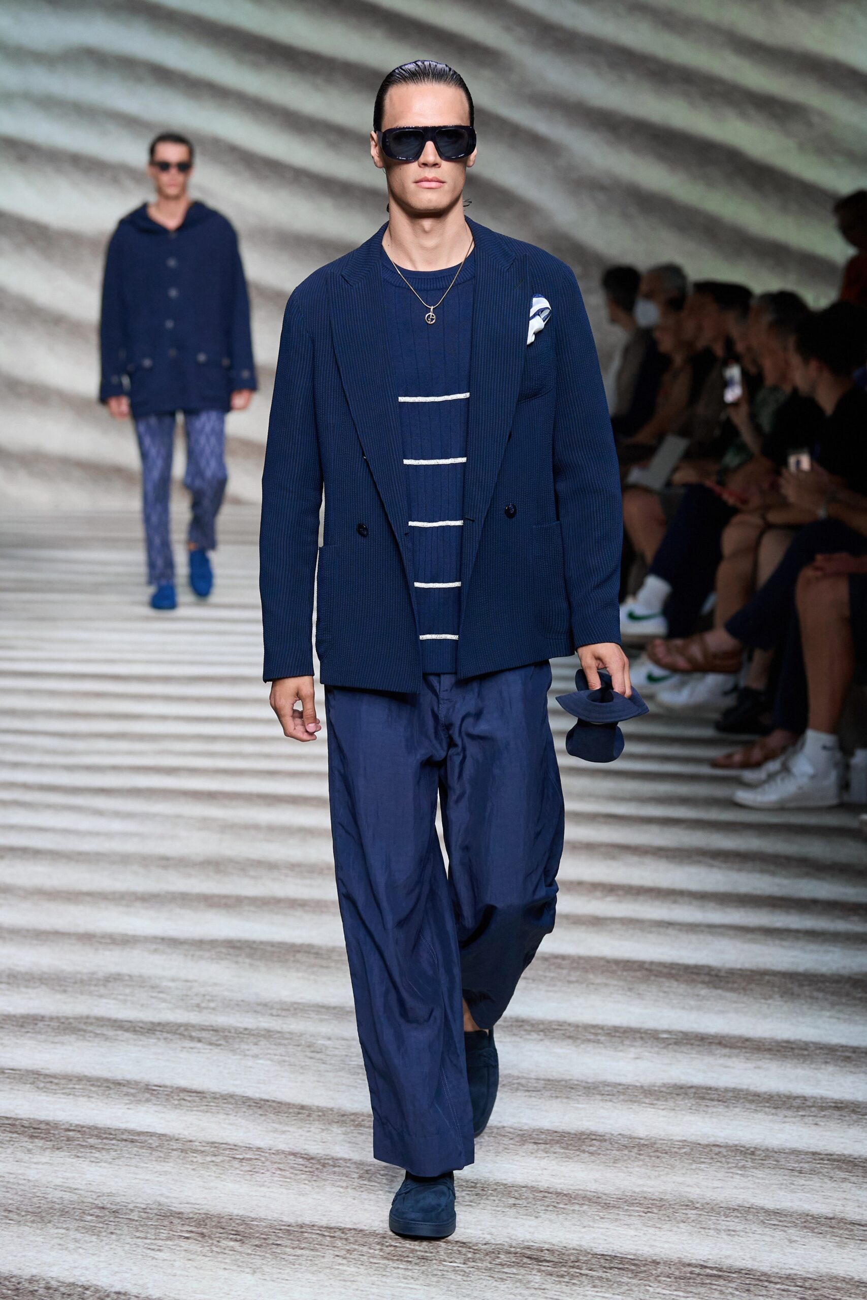 Giorgio Armani S/S 23 Menswear Look 27