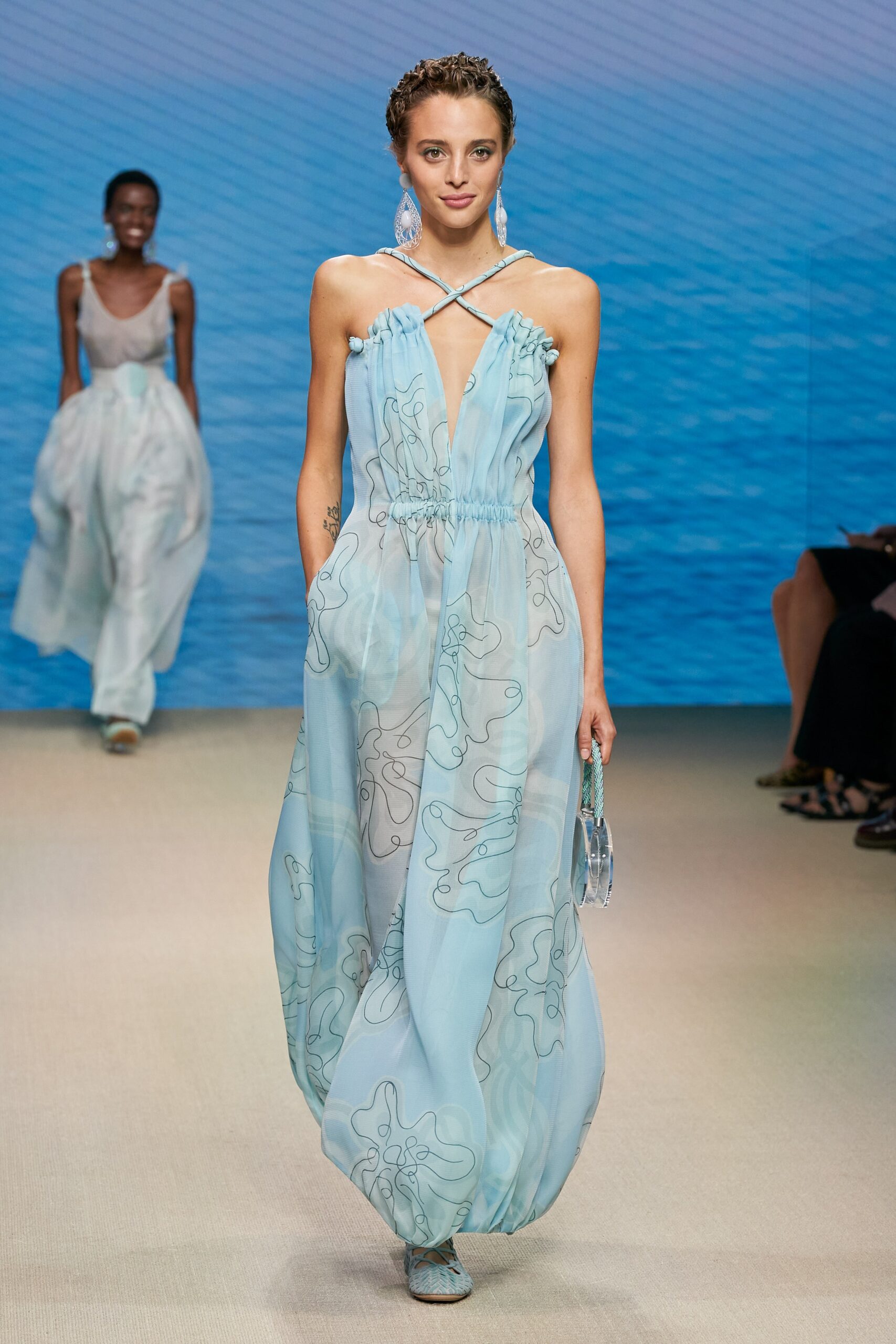 Giorgio Armani S/S 22 Look 28