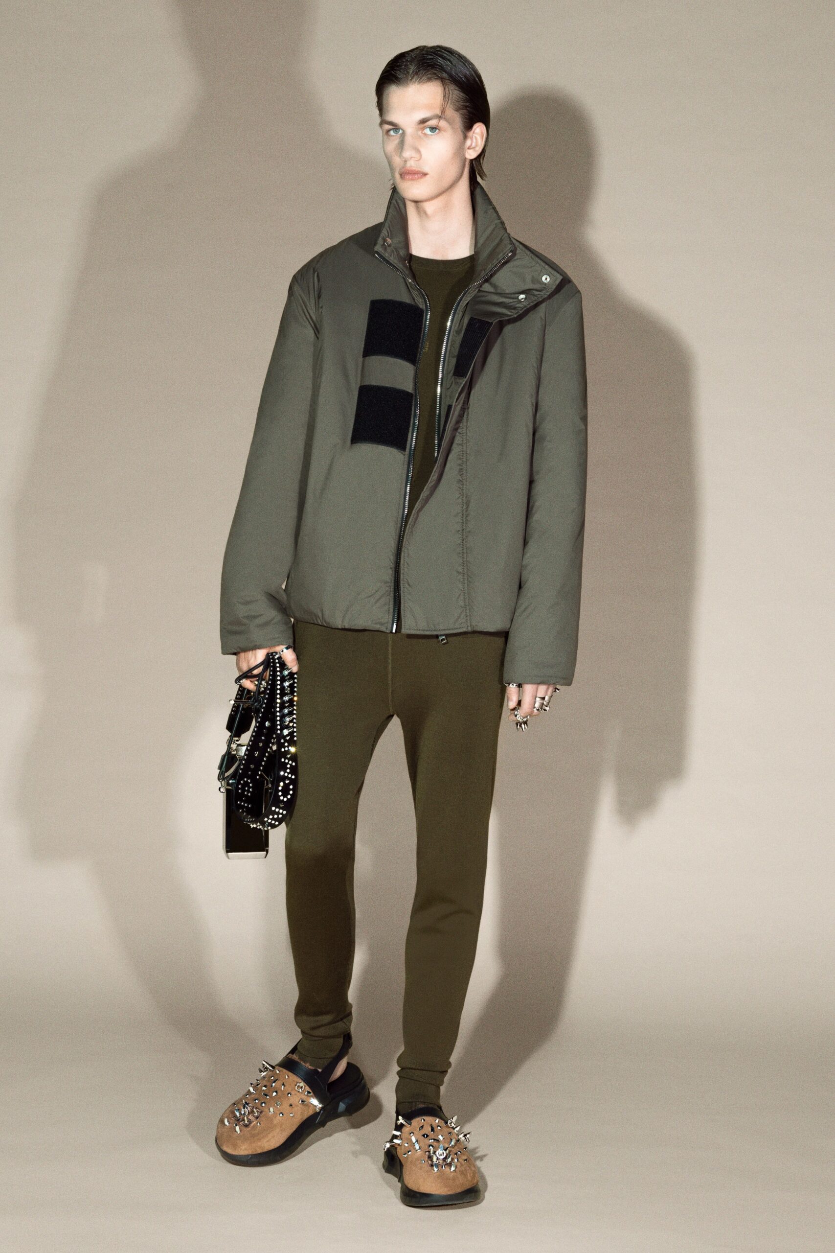 Givenchy F/W 21 Look 28