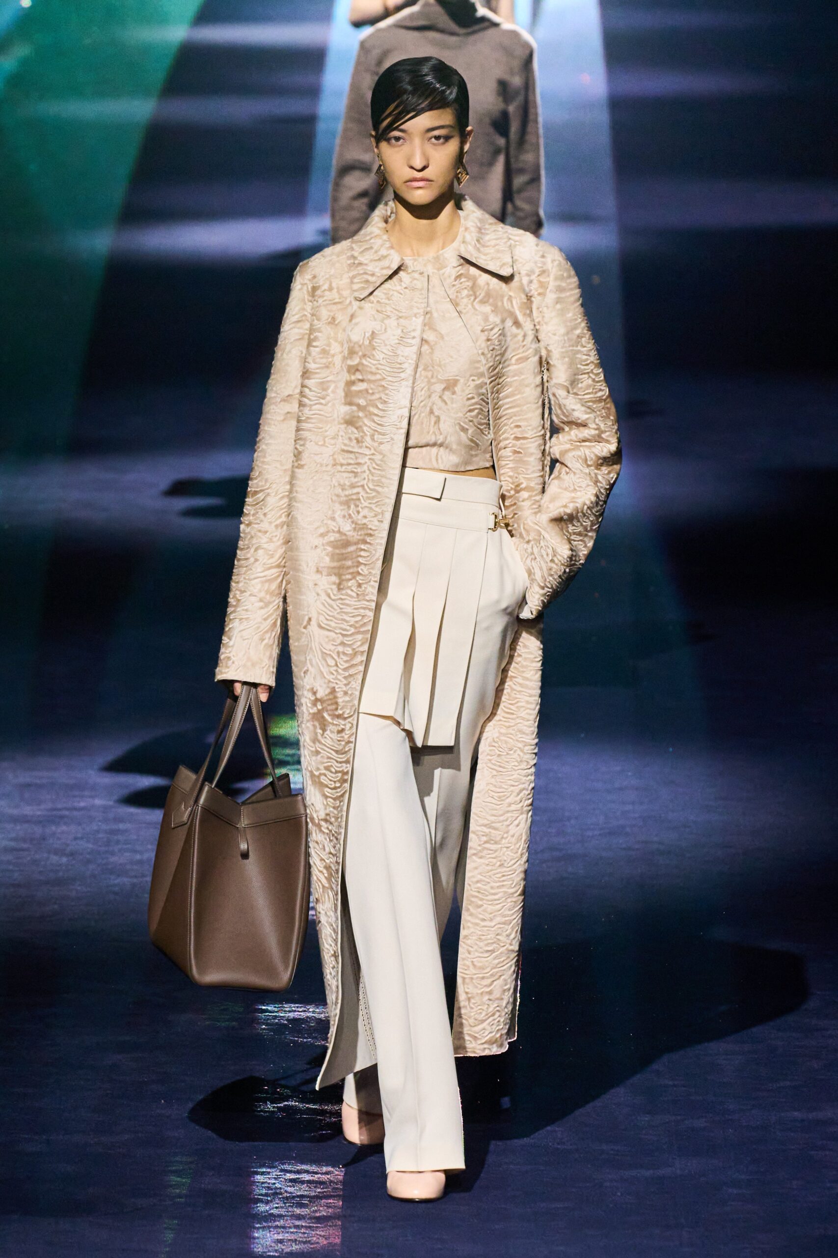 Fendi F/W 23 Look 28
