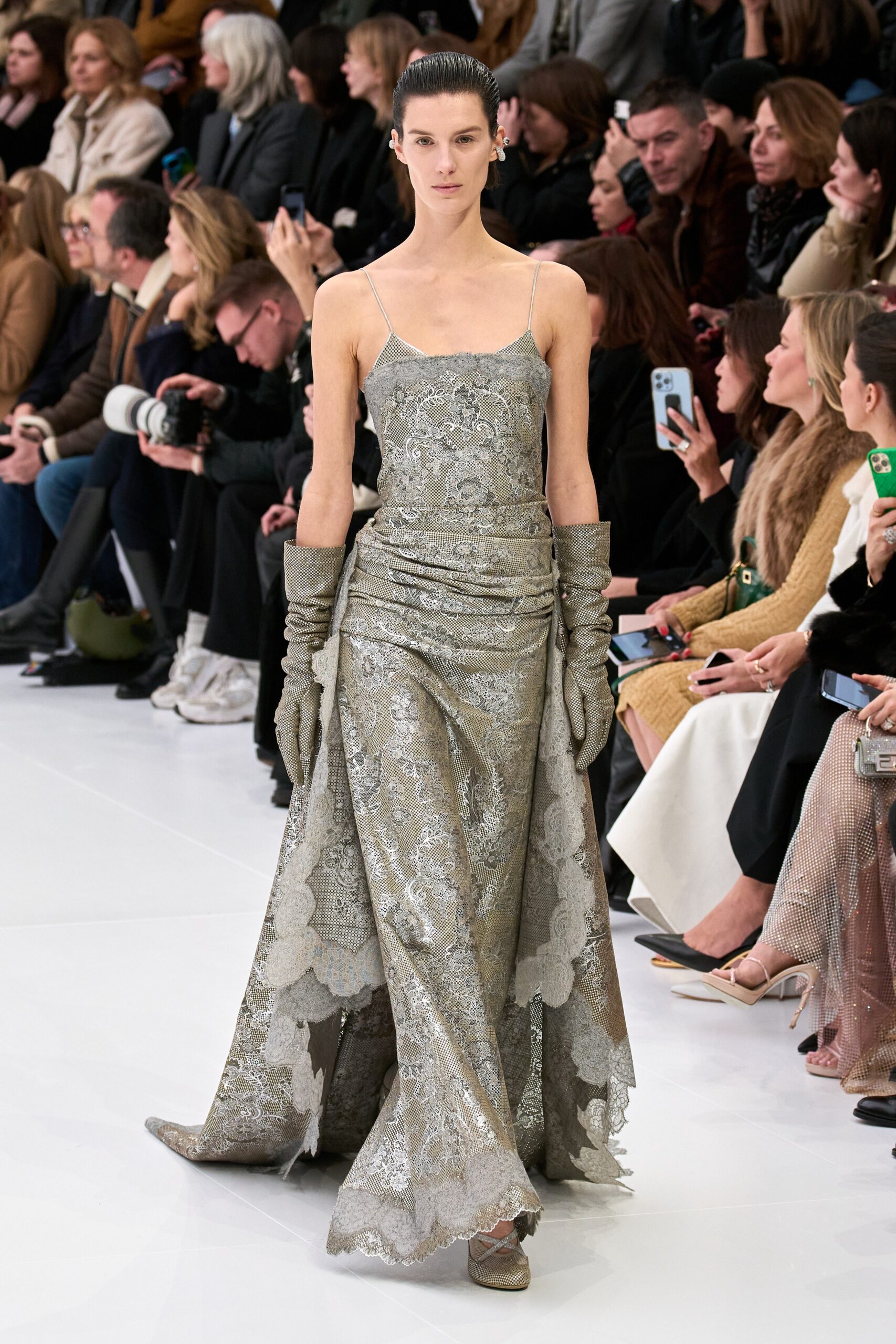 Fendi S/S 23 Couture Look 28