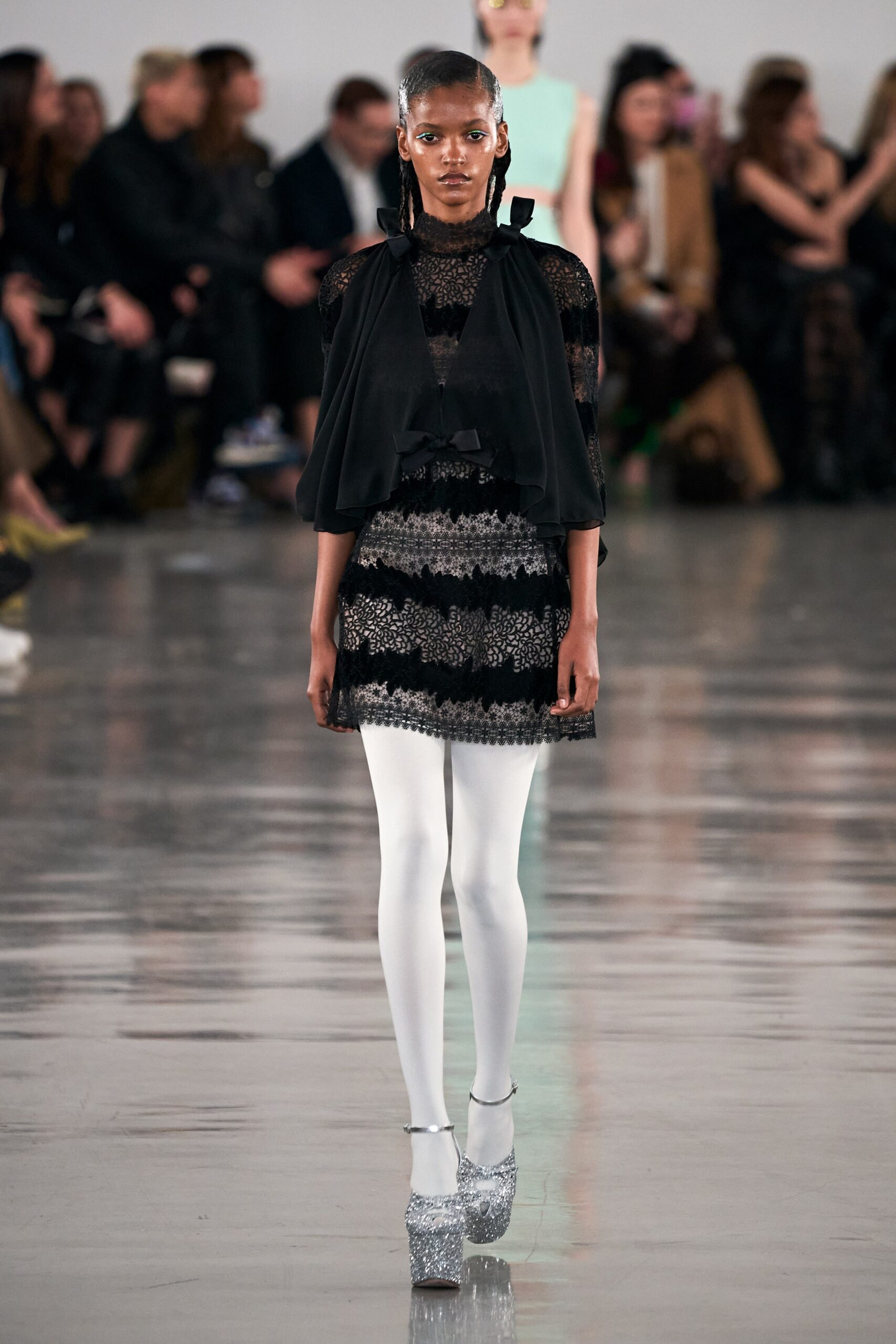 Giambattista Valli F/W 22 Look 28