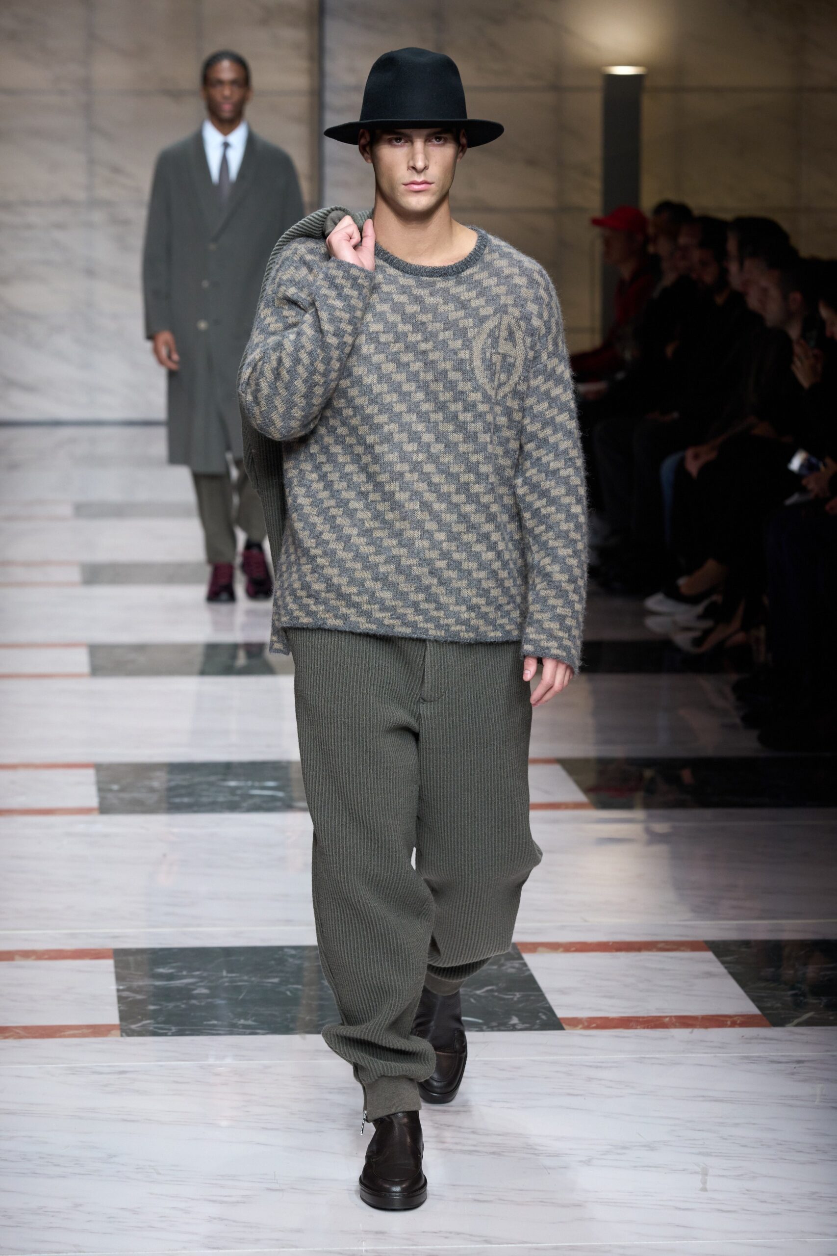 Giorgio Armani F/W 23 Menswear Look 28