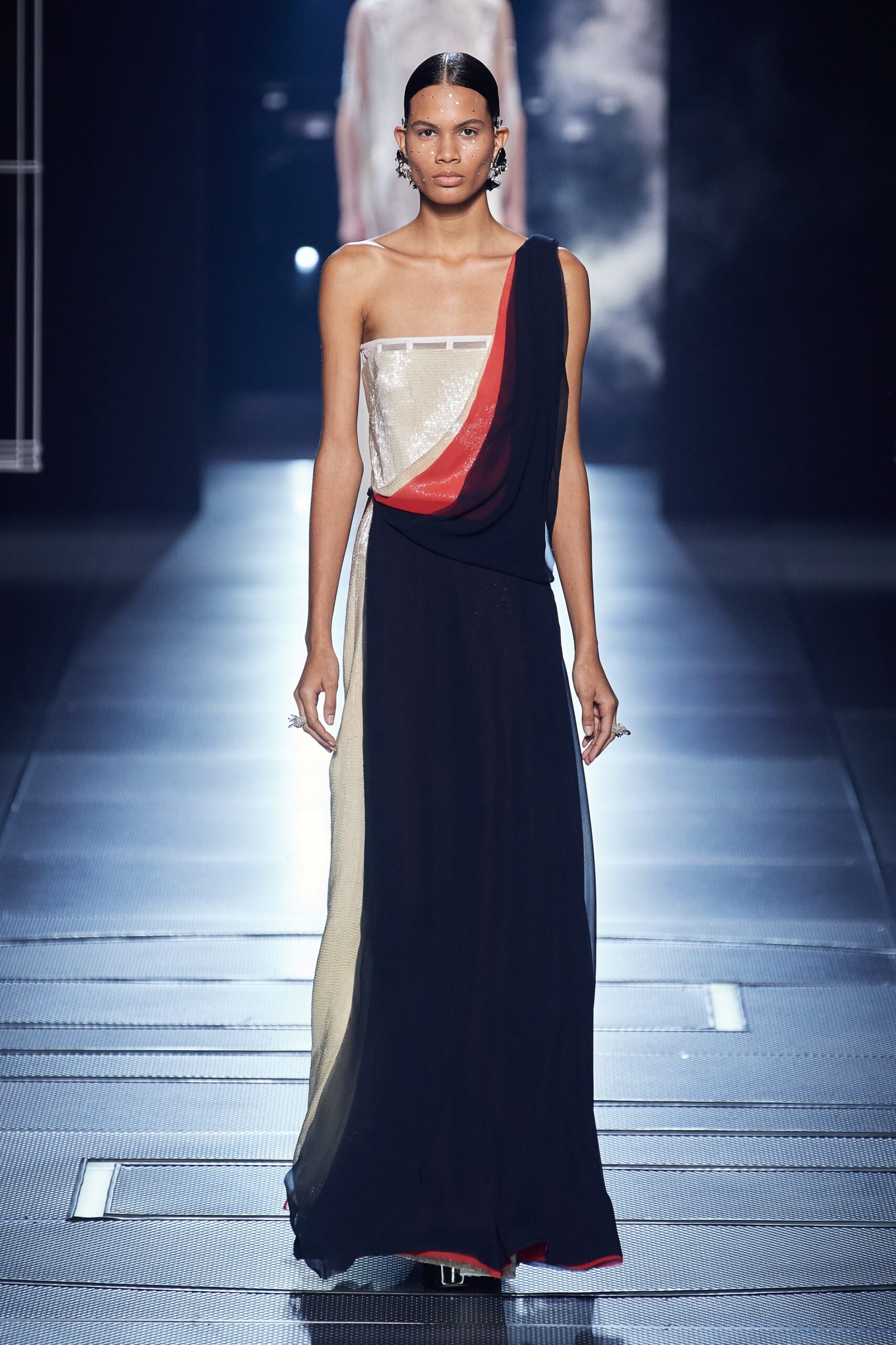 Fendi S/S 22 Couture Look 29