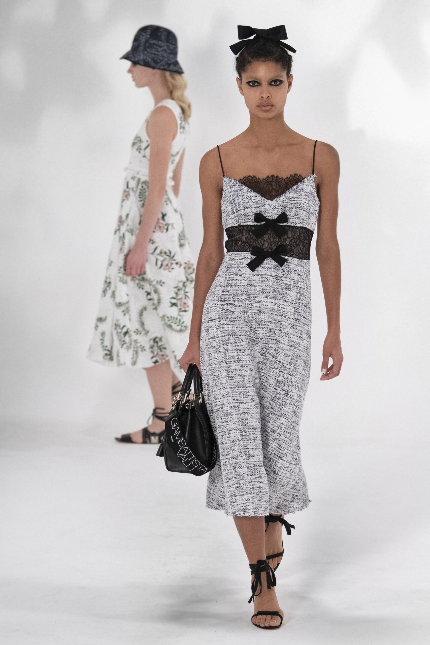 Giambattista Valli S/S 21 Look 29