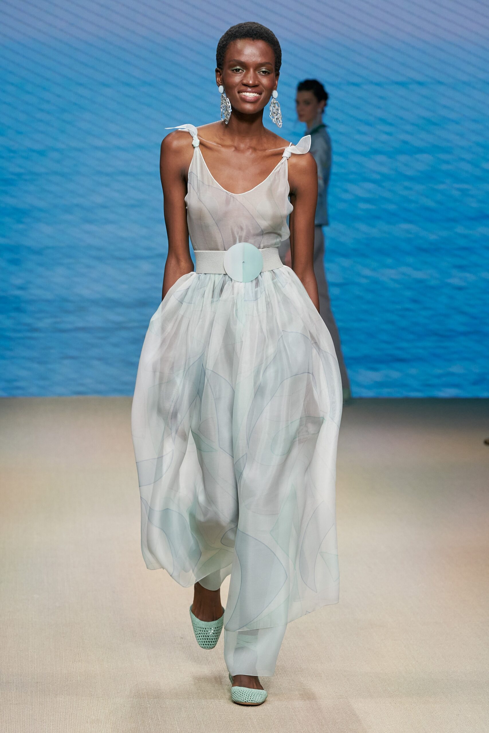 Giorgio Armani S/S 22 Look 29
