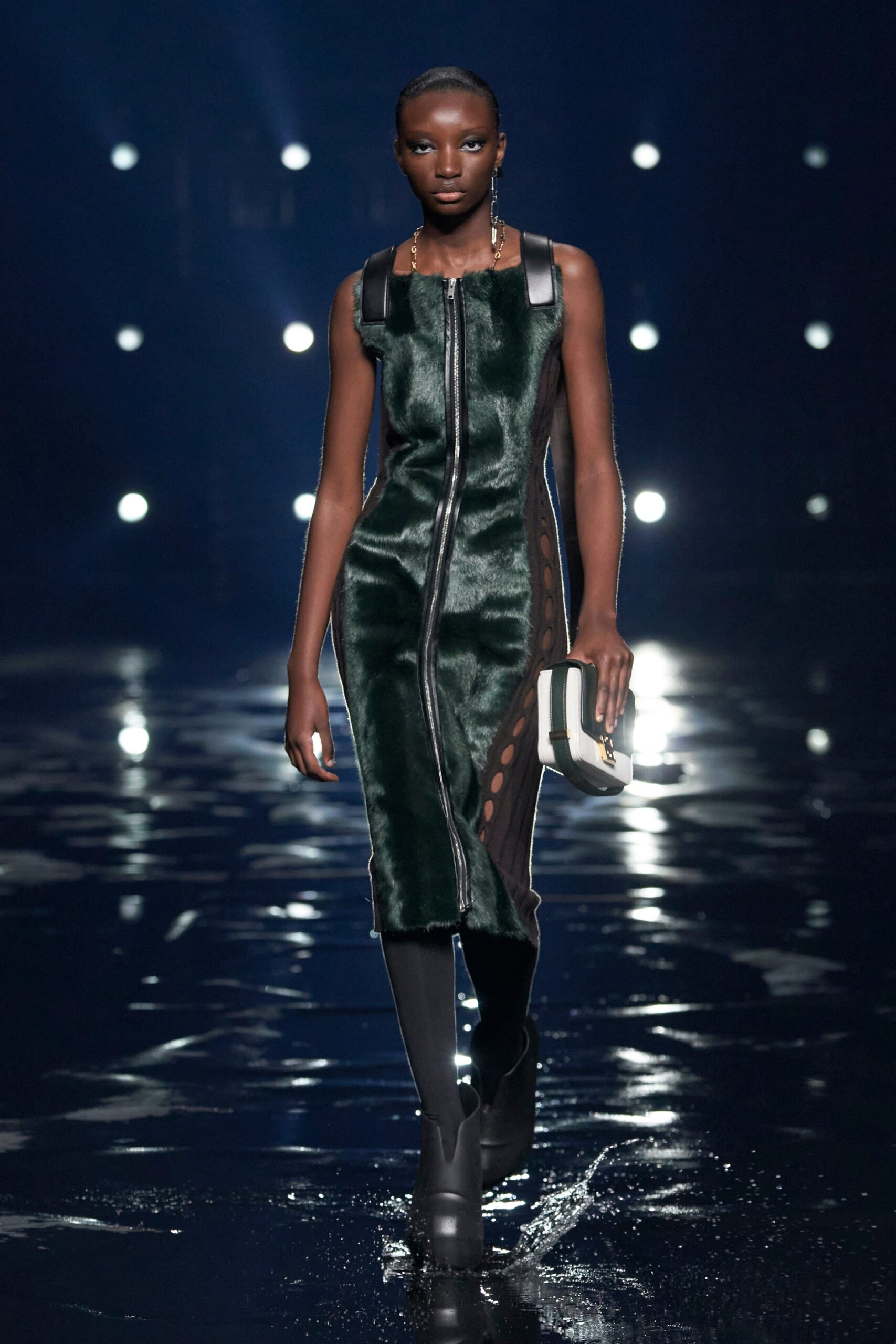 Givenchy F/W 21 Look 29