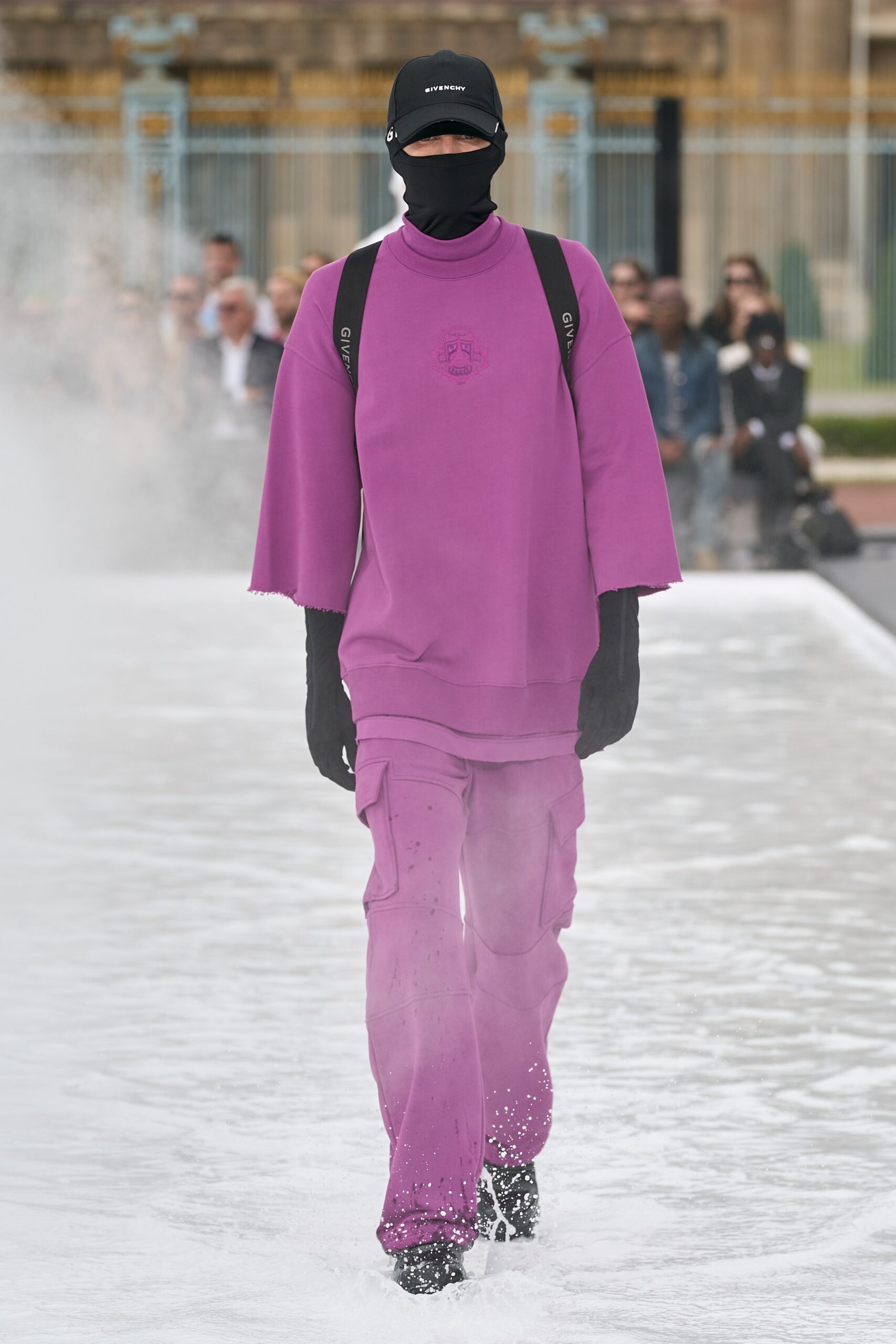 Givenchy S/S 23 Menswear Look 29