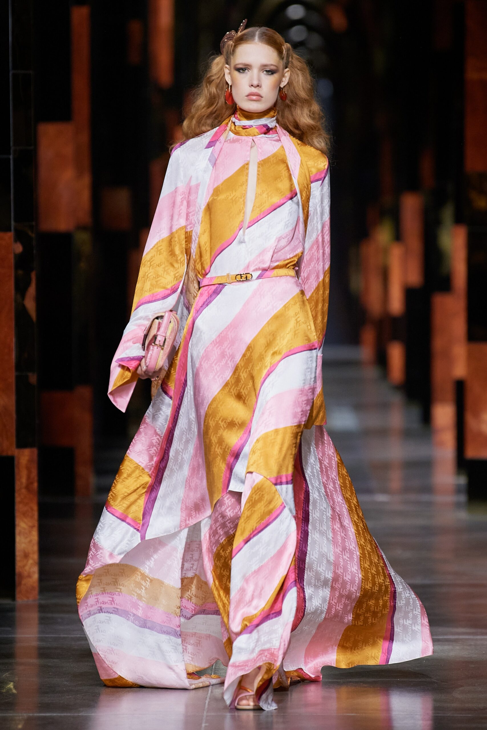 Fendi S/S 22 Look 30