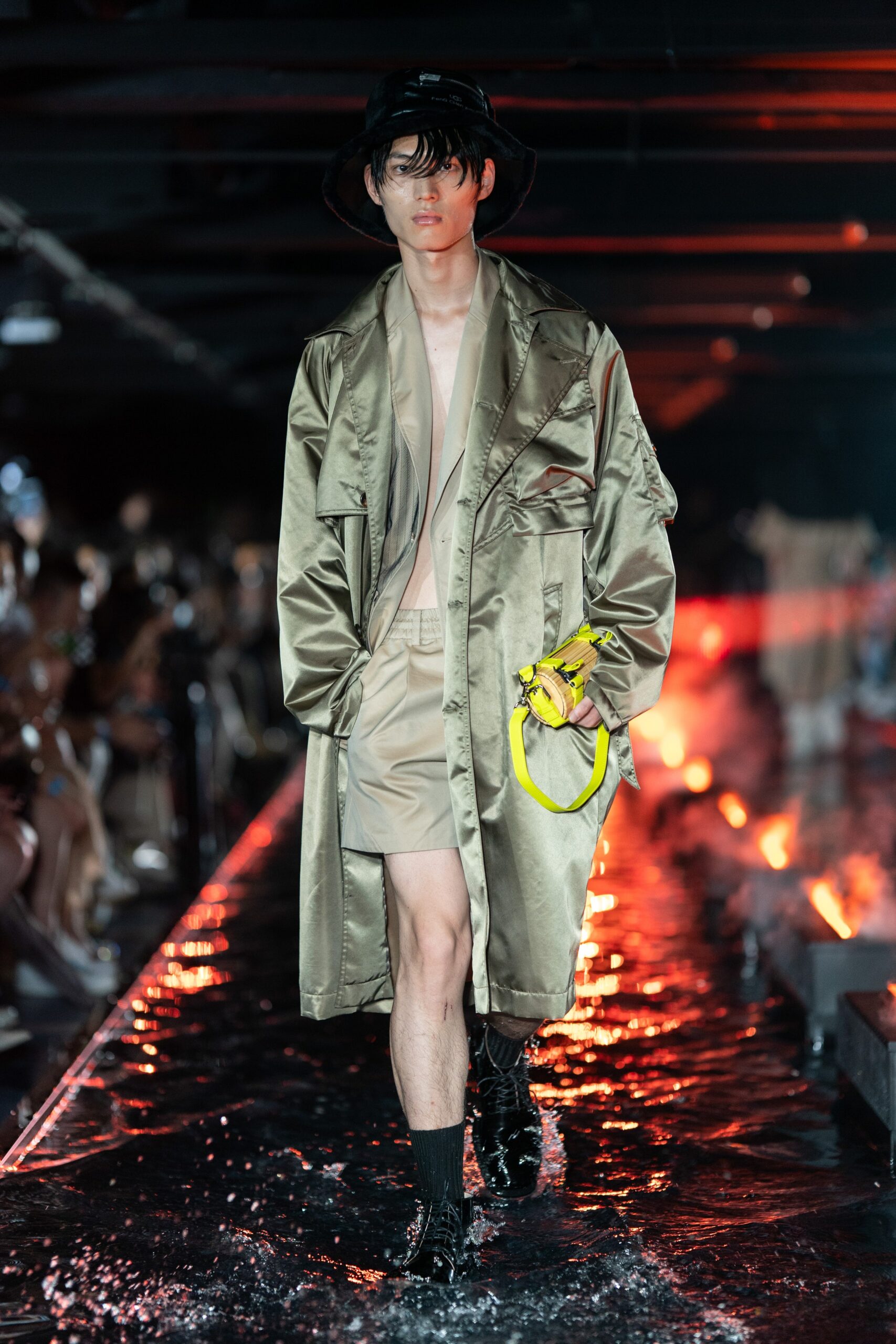 Feng Chen Wang Shanghai S/S 22 Look 30
