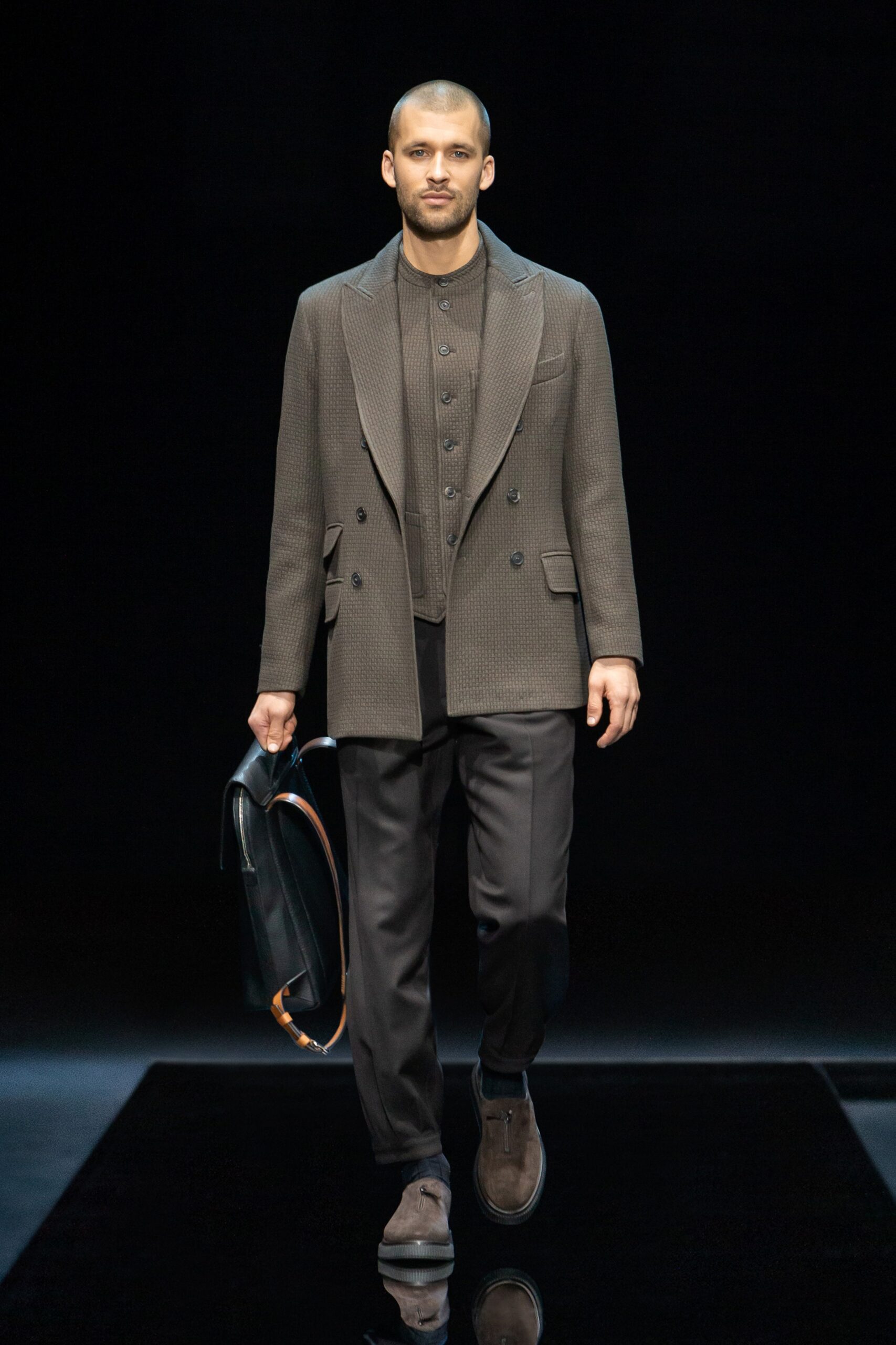 Giorgio Armani F/W 21 Menswear Look 30