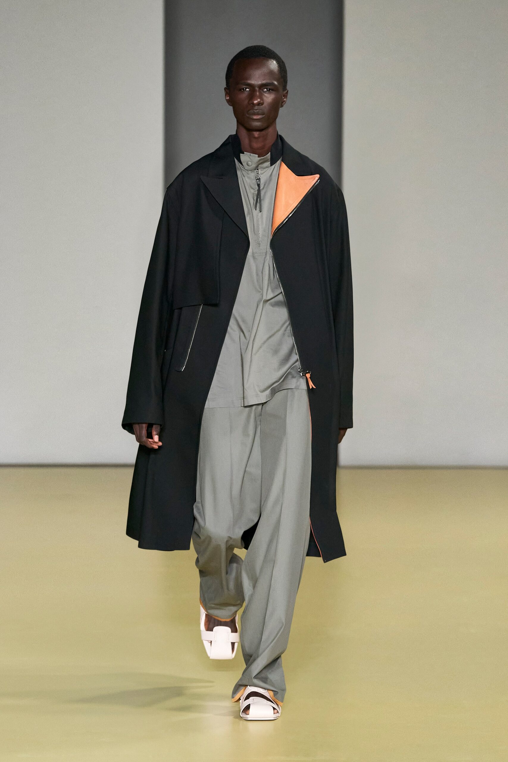 Ferragamo S/S 21 Look 30