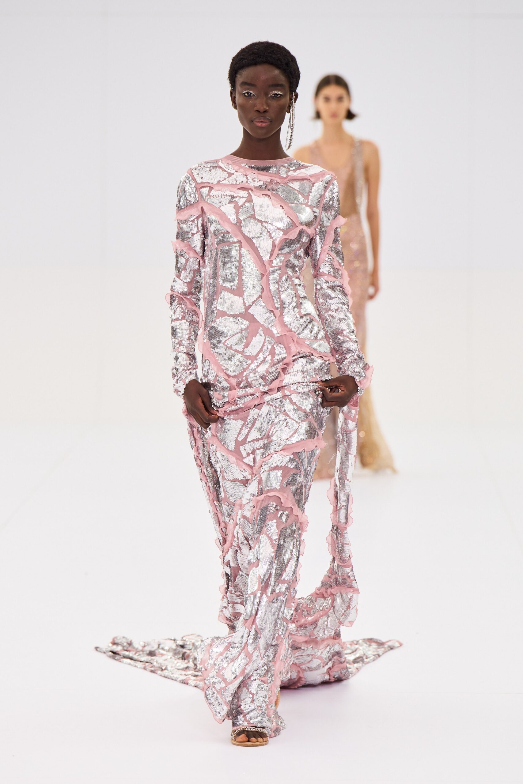 Fendi F/W 22 Couture Look 30