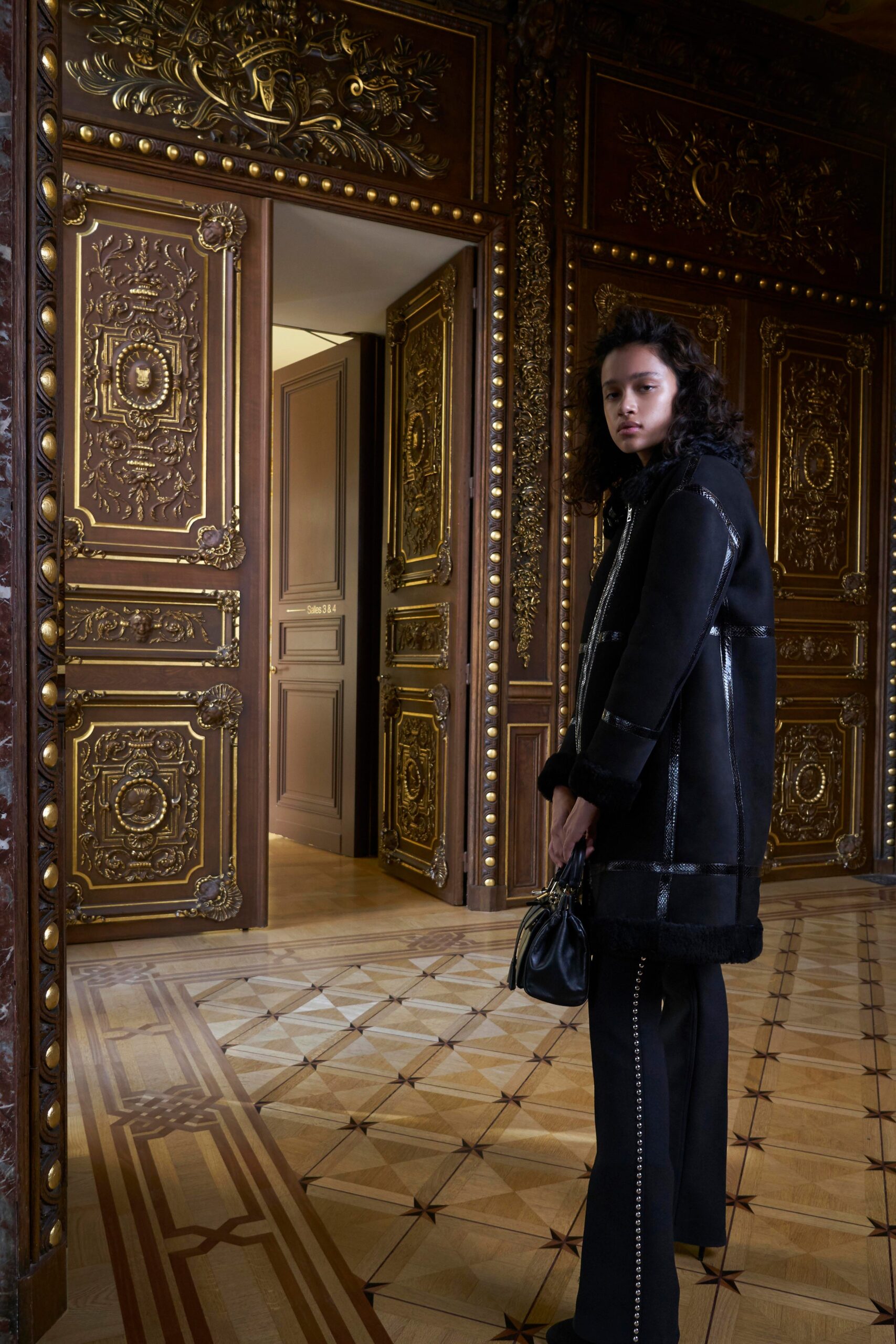 Giambattista Valli F/W 19 Look 30