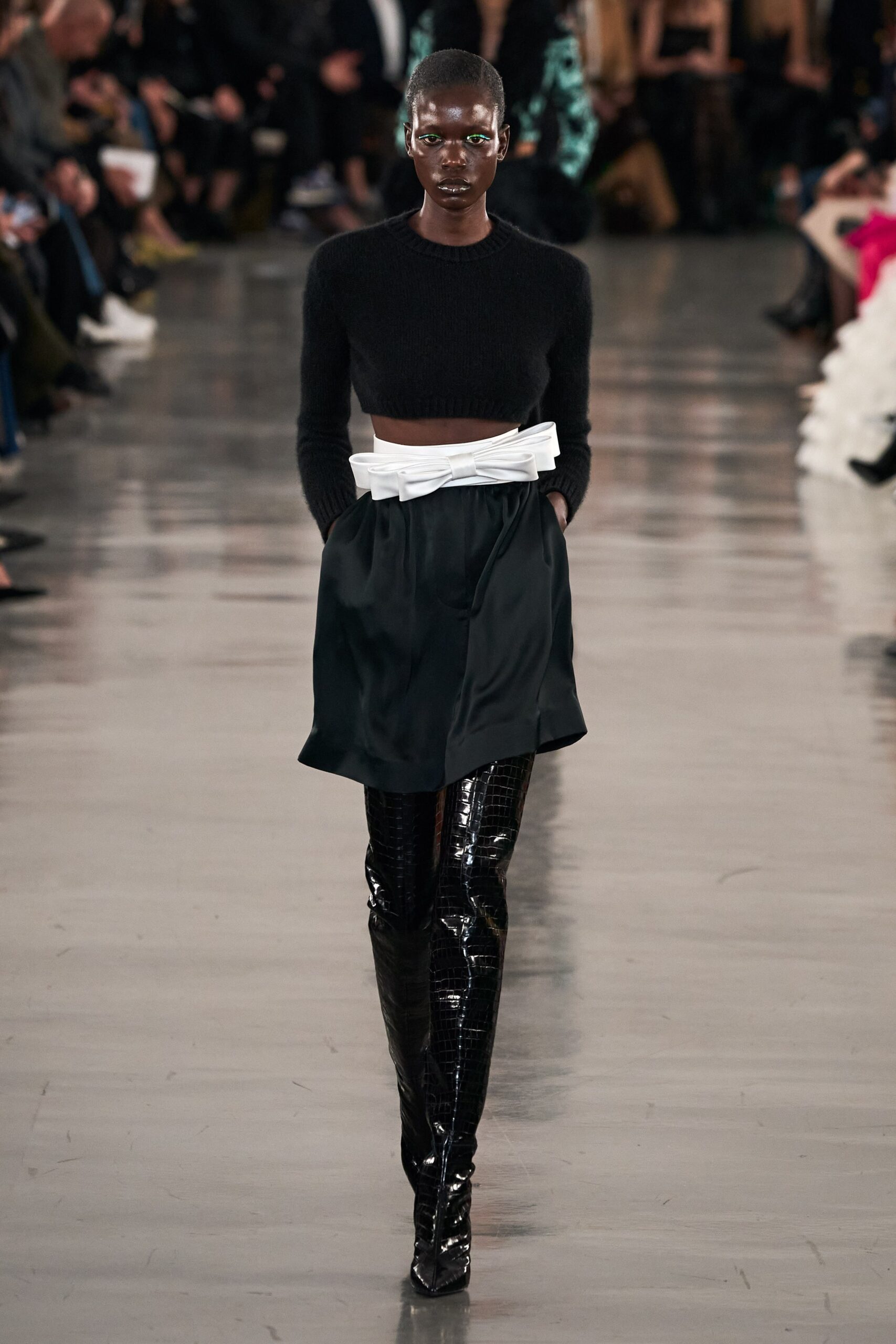 Giambattista Valli F/W 22 Look 30