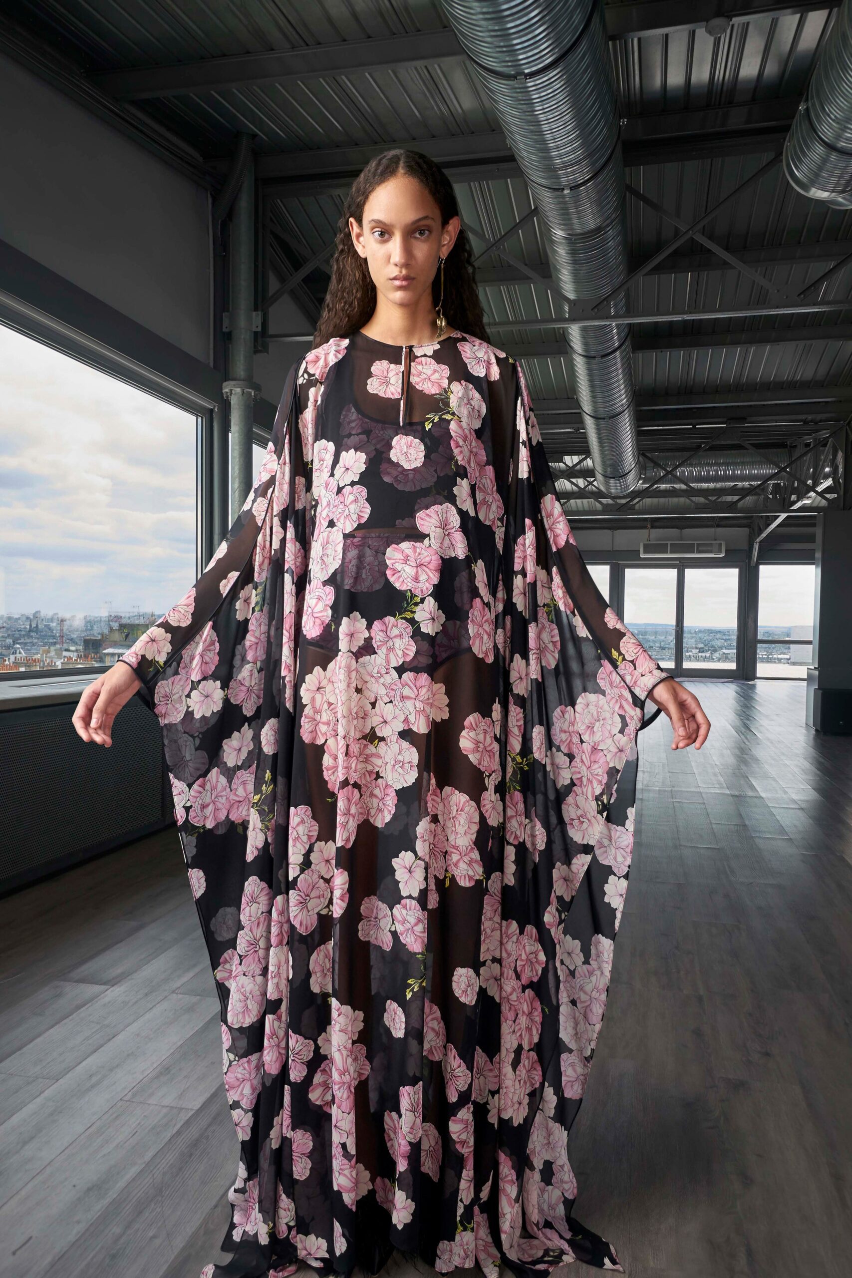 Giambattista Valli Resort 19 Look 30