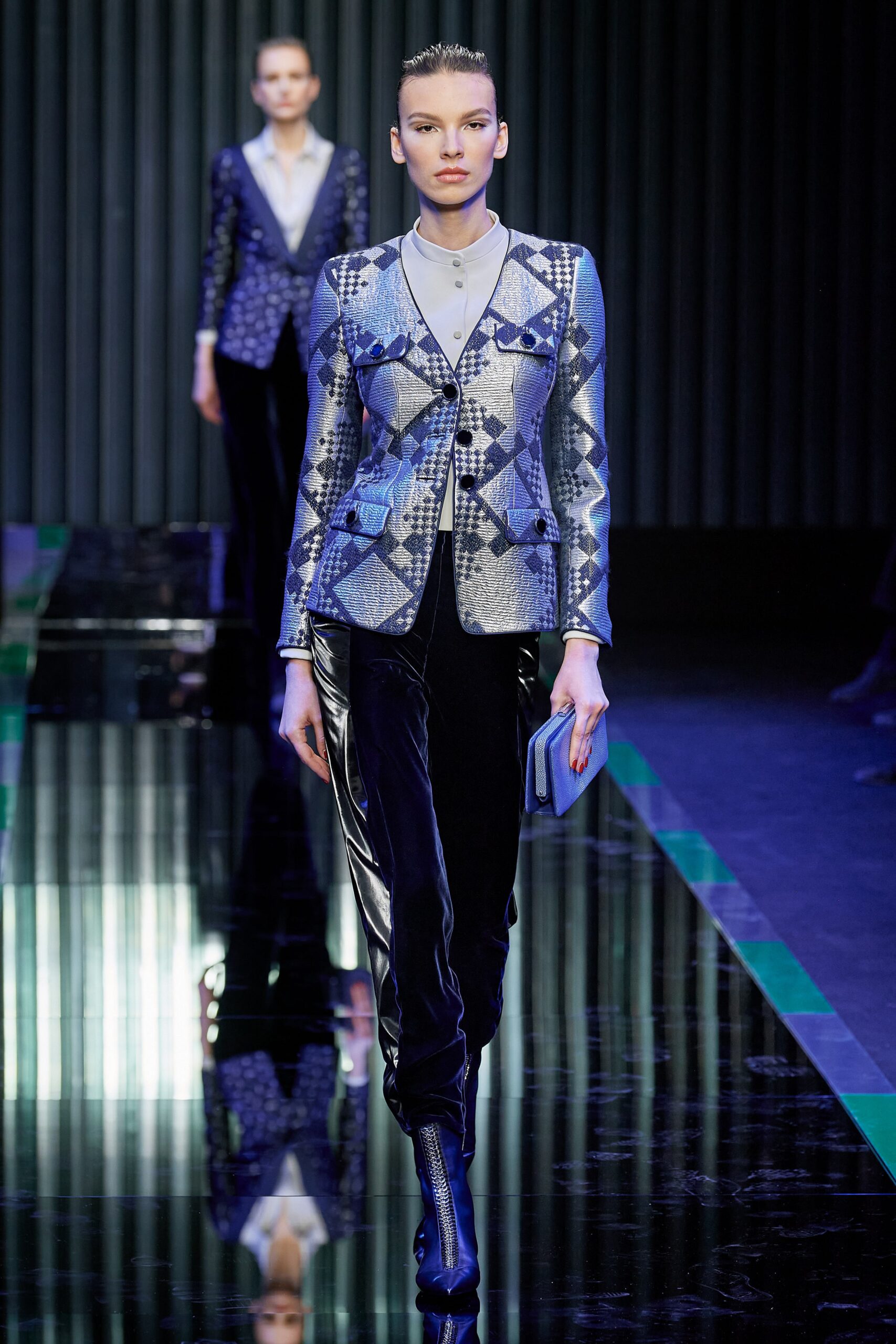 Giorgio Armani F/W 22 Look 30