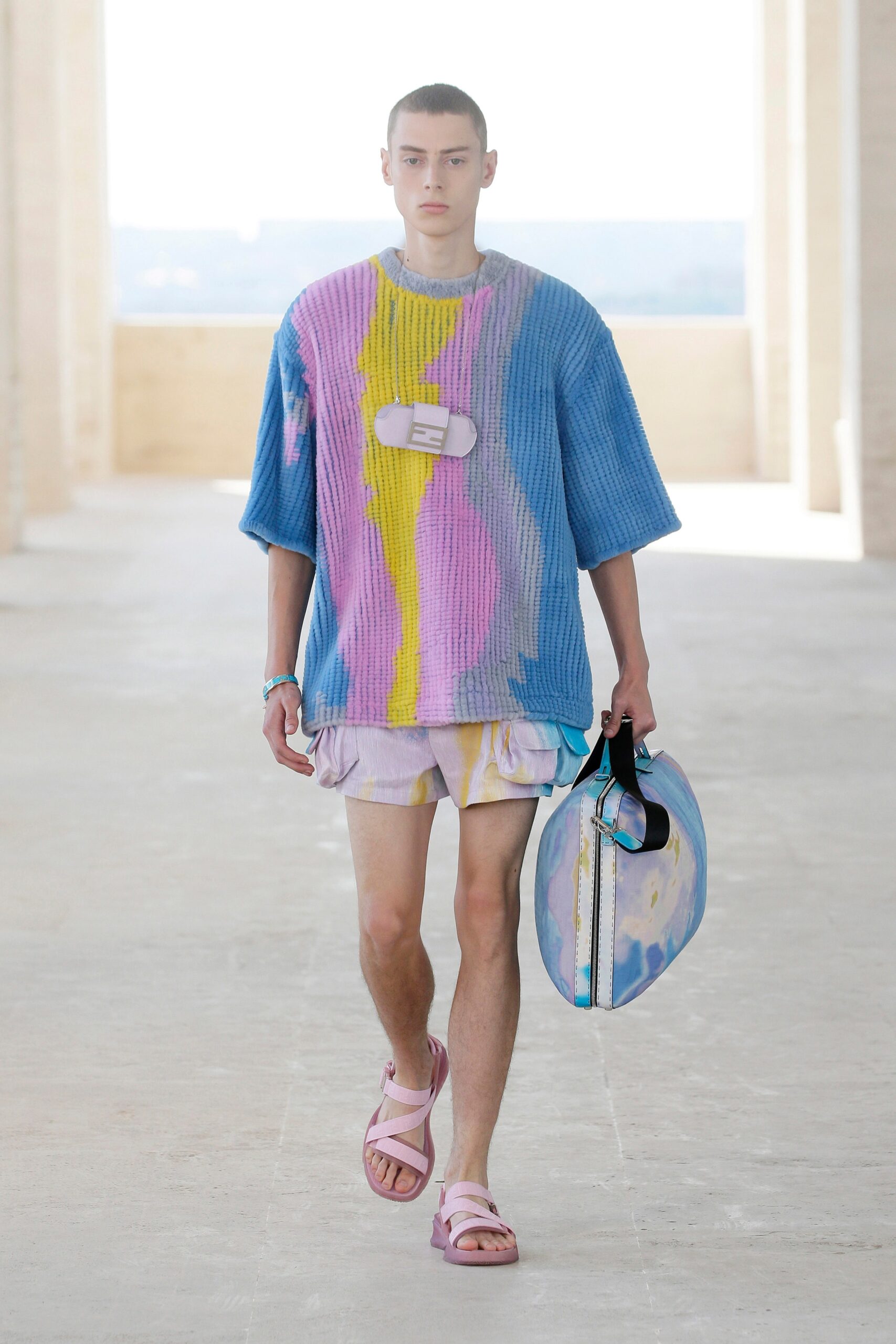 Fendi S/S 22 Menswear Look 31