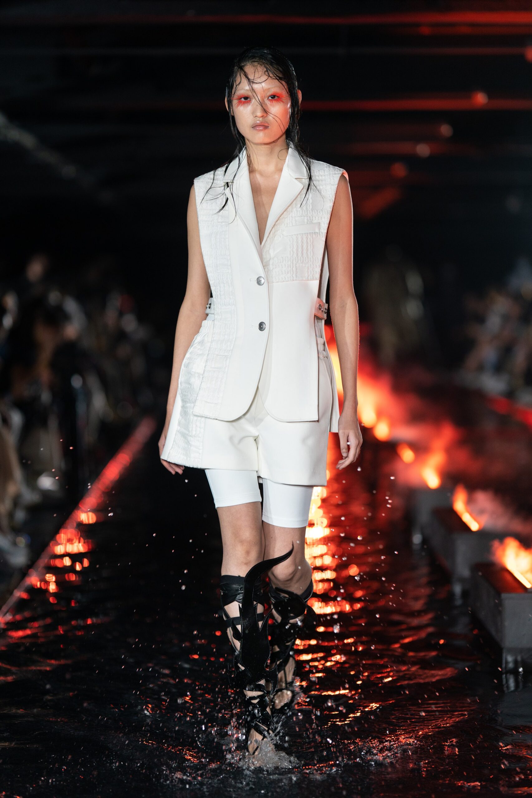Feng Chen Wang Shanghai S/S 22 Look 31