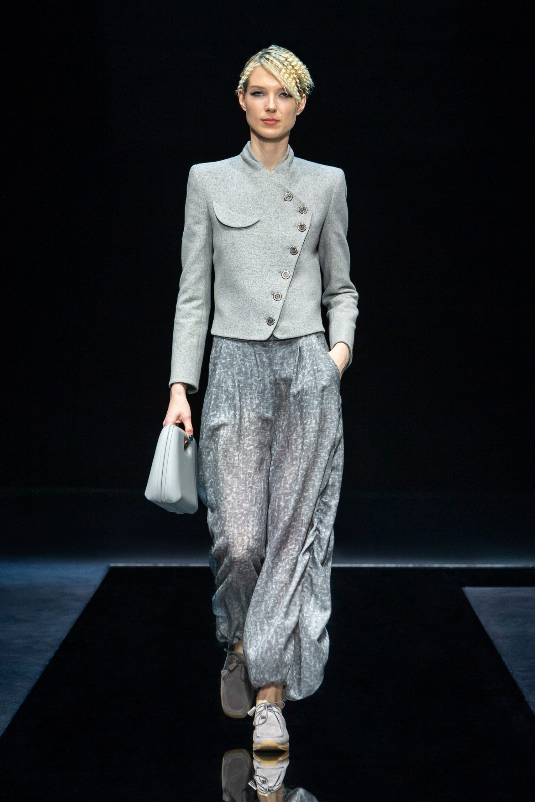 Giorgio Armani F/W 21 Look 31