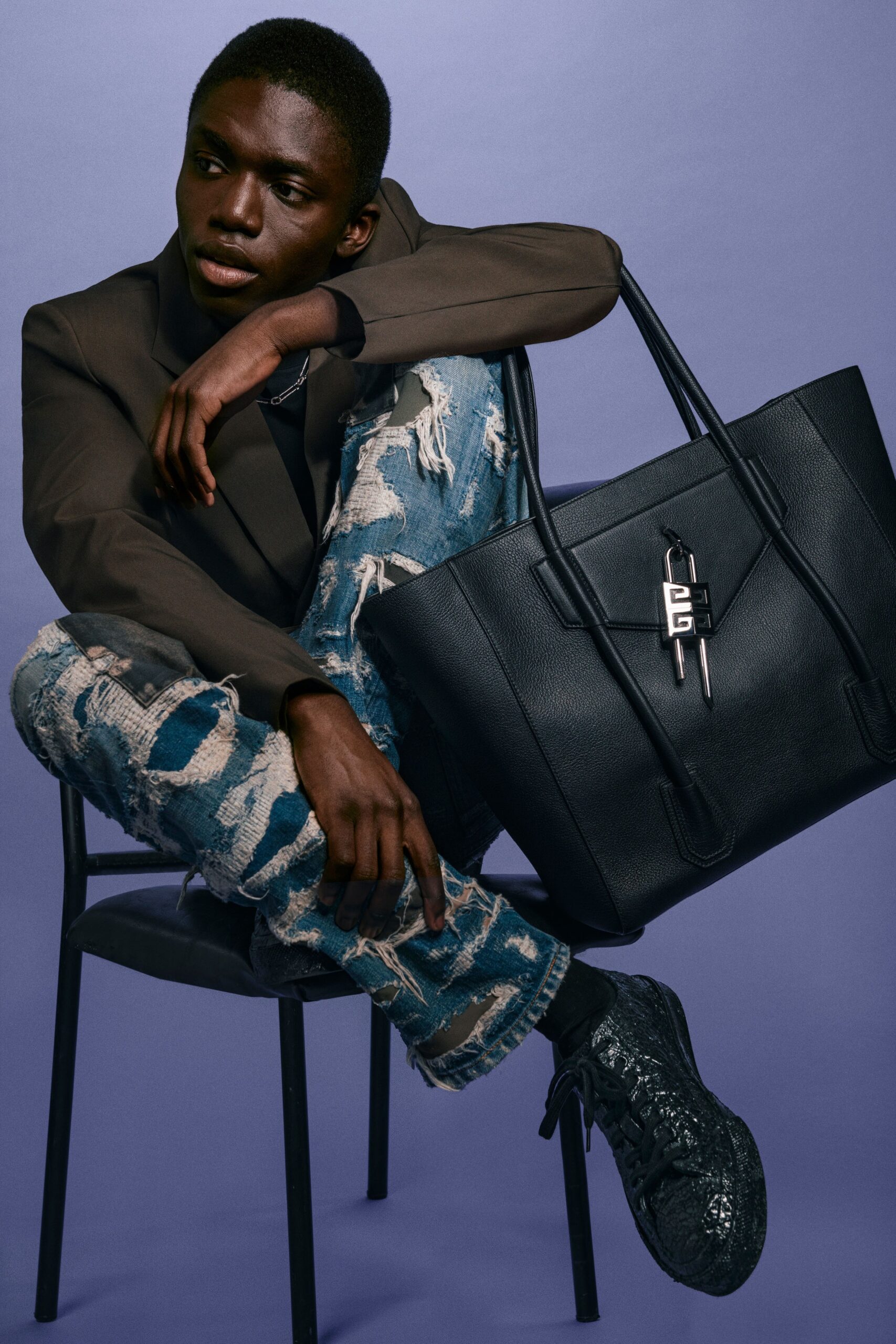 Givenchy F/W 21 Look 31