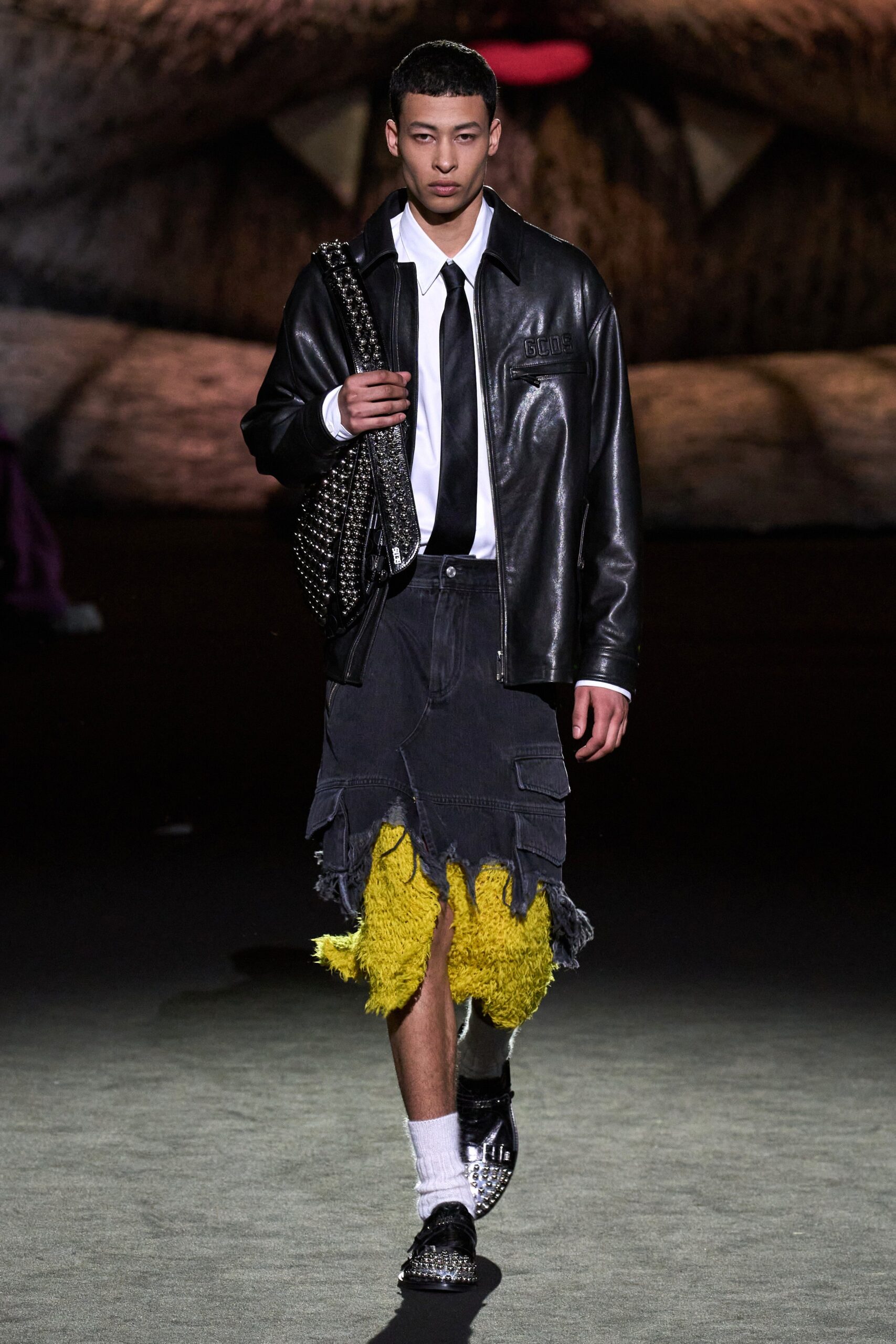 GCDS F/W 23 Look 31