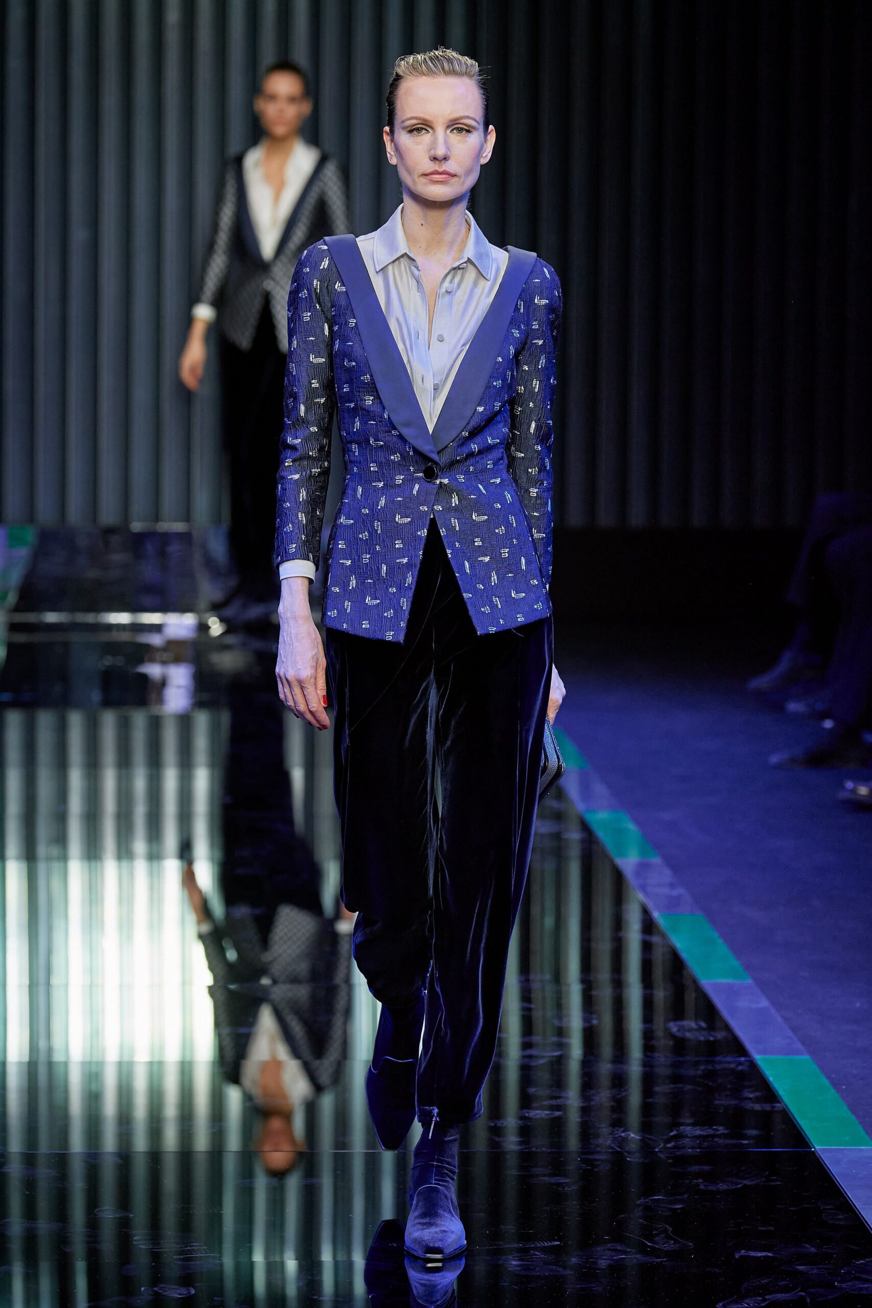 Giorgio Armani F/W 22 Look 31