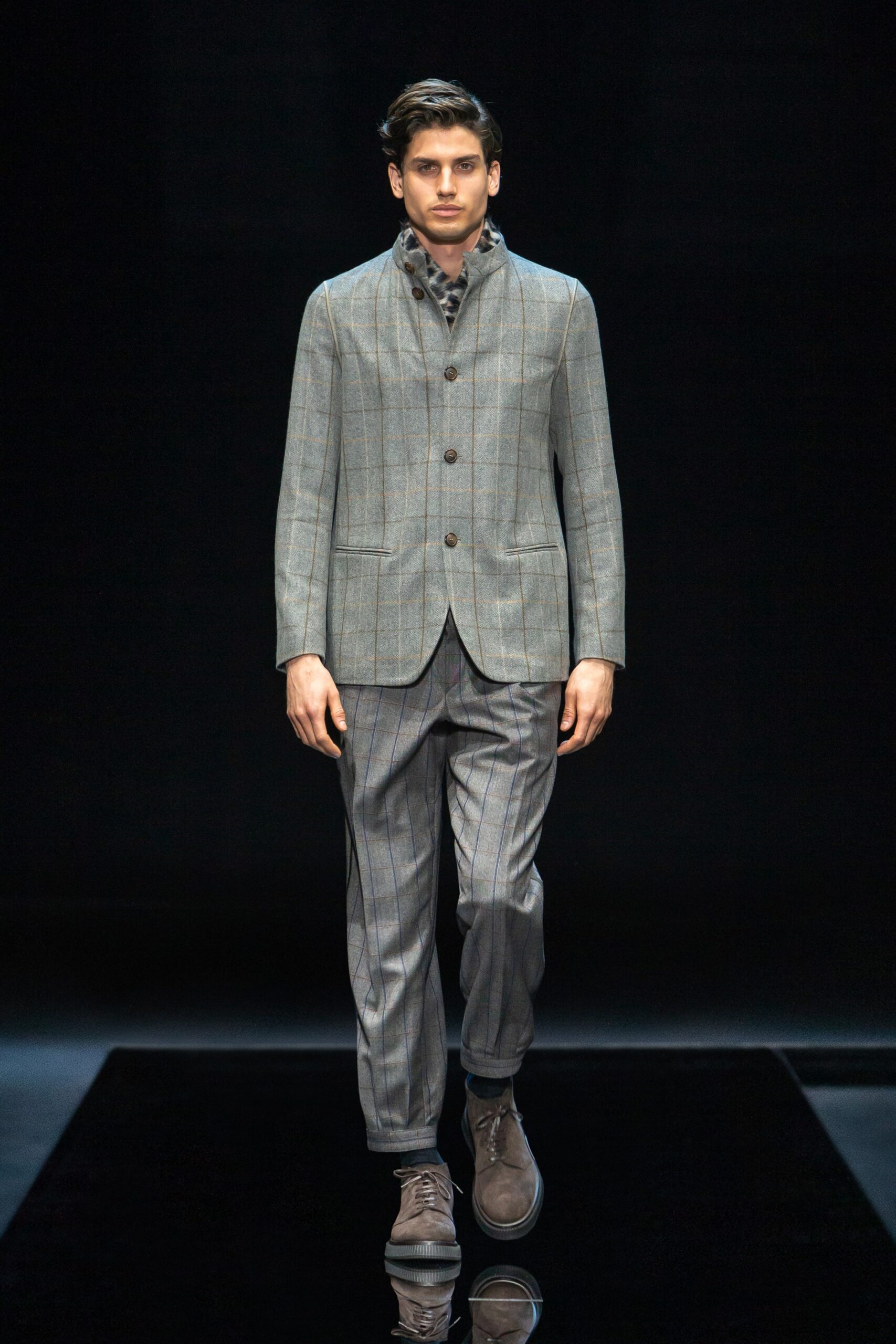 Giorgio Armani F/W 21 Menswear Look 32