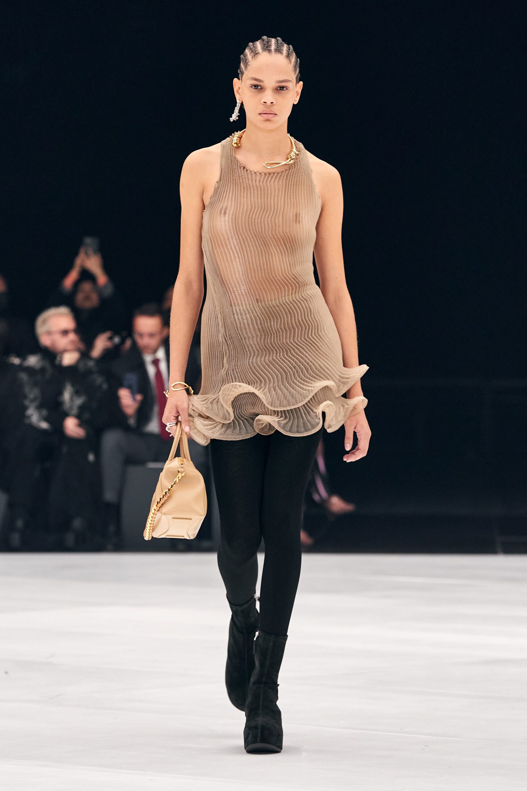 Givenchy S/S 22 Look 32