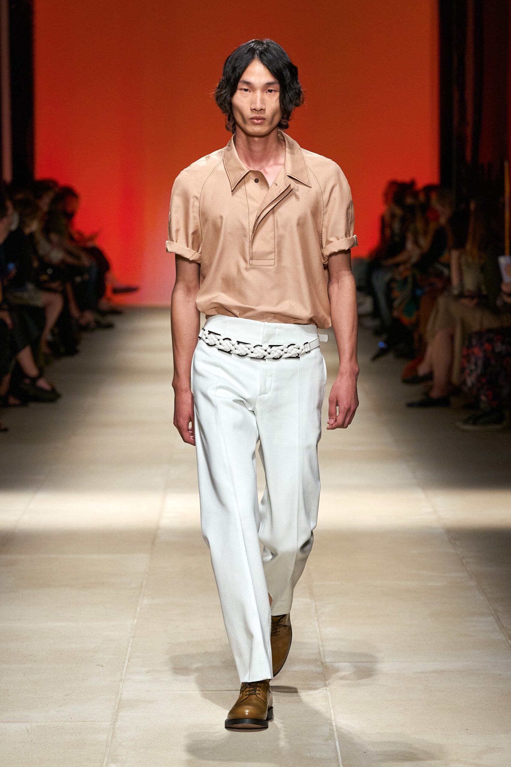 Ferragamo S/S 22 Look 32