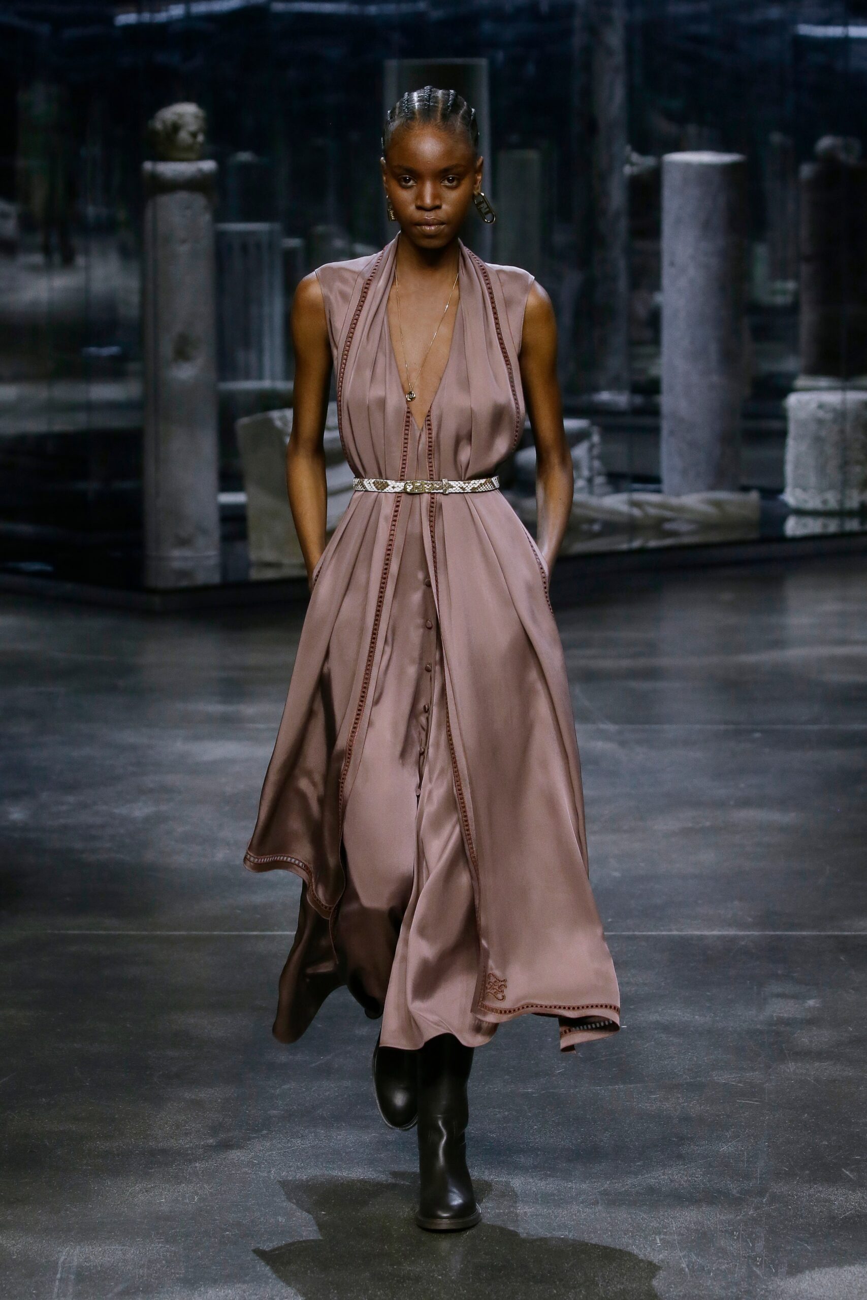 Fendi F/W 21 Look 33