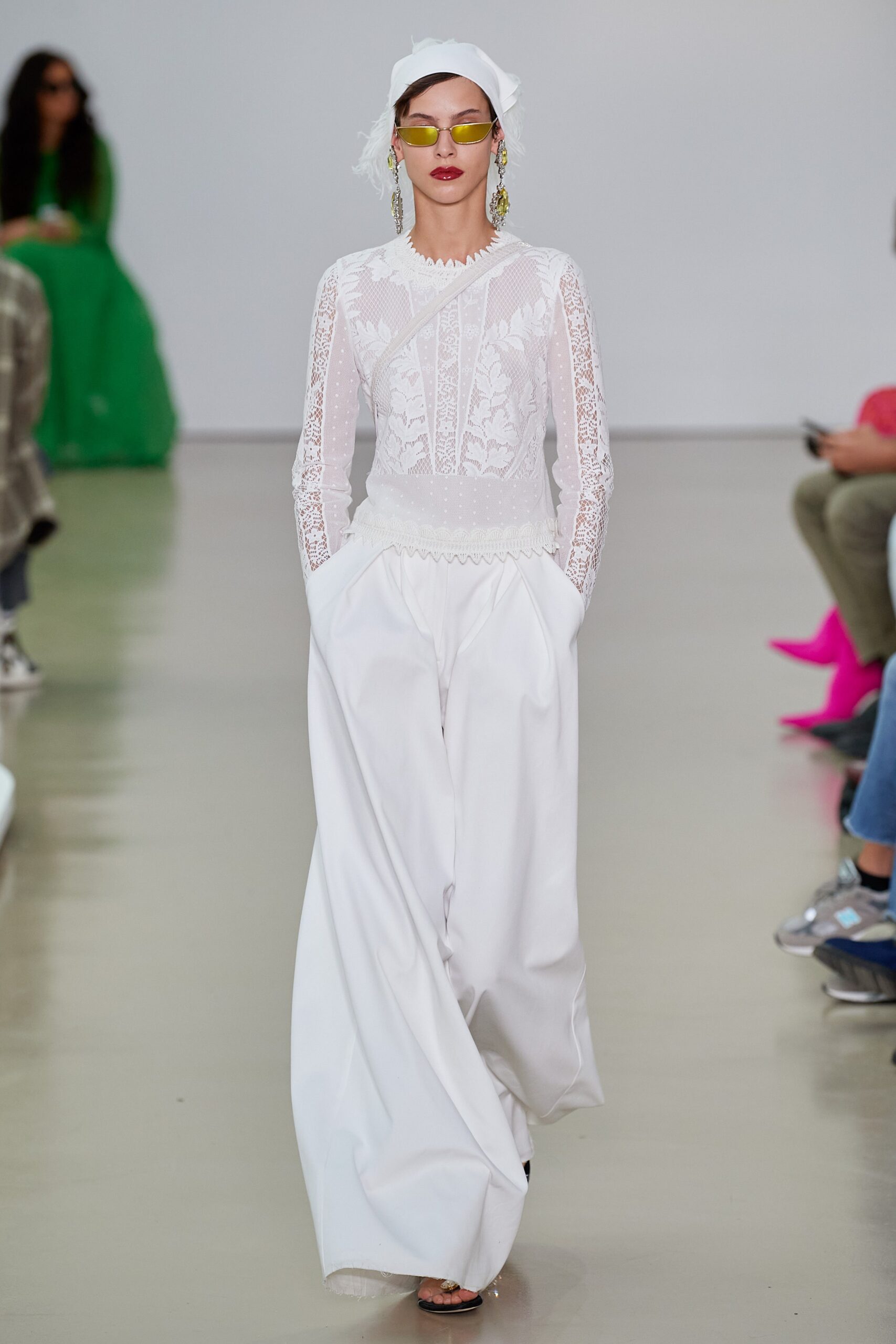 Giambattista Valli S/S 22 Look 33