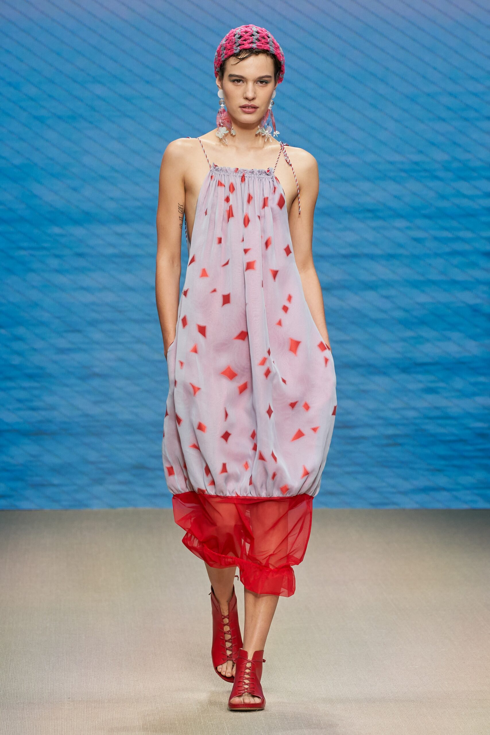 Giorgio Armani S/S 22 Look 33