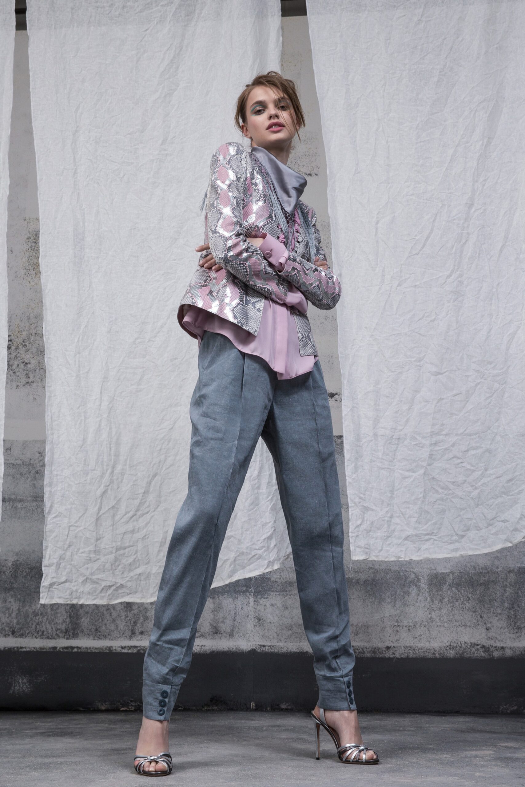 Giorgio Armani Resort 19 Look 33