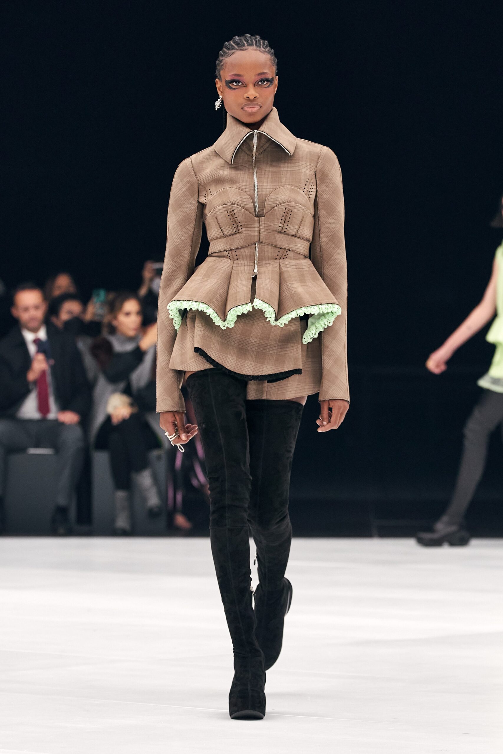 Givenchy S/S 22 Look 33