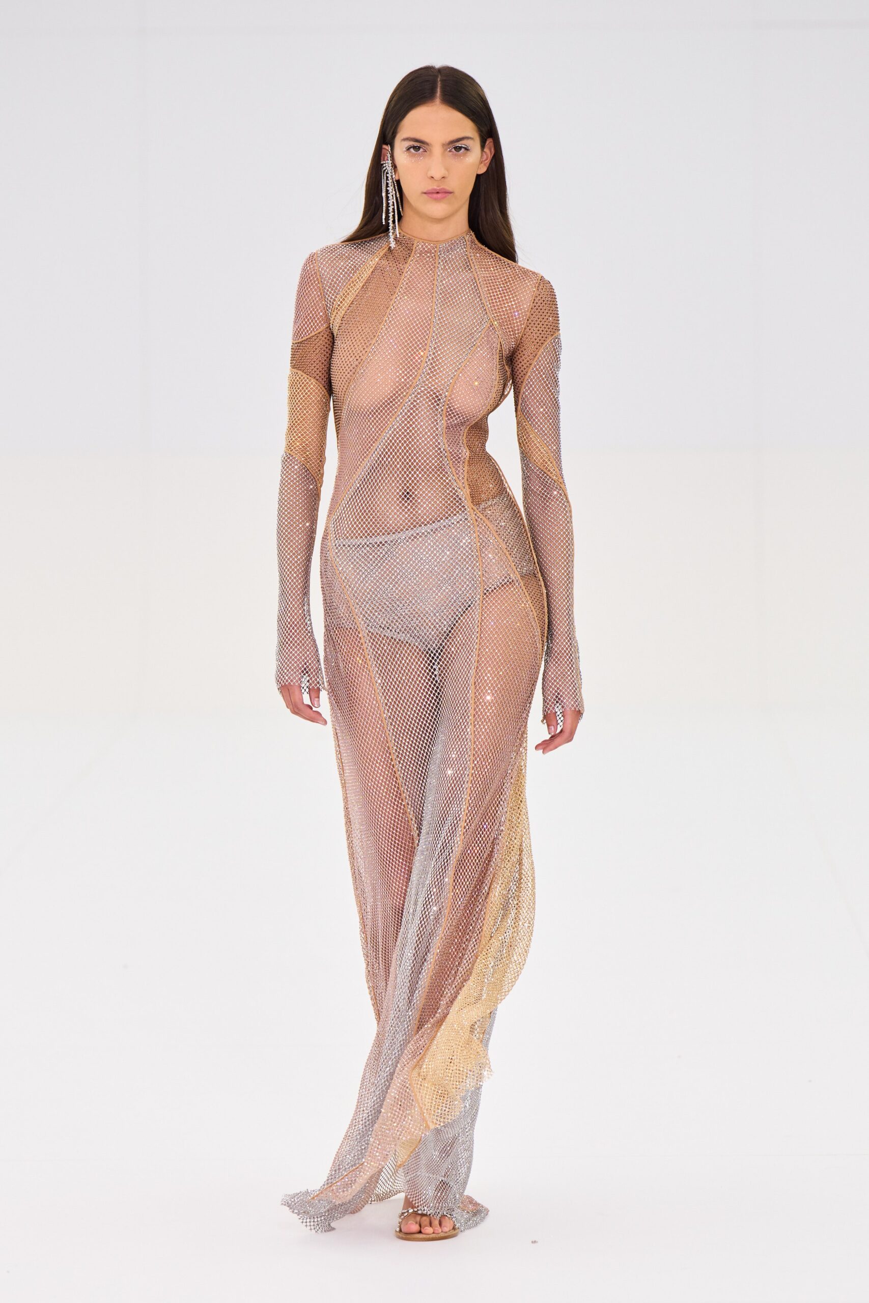 Fendi F/W 22 Couture Look 33