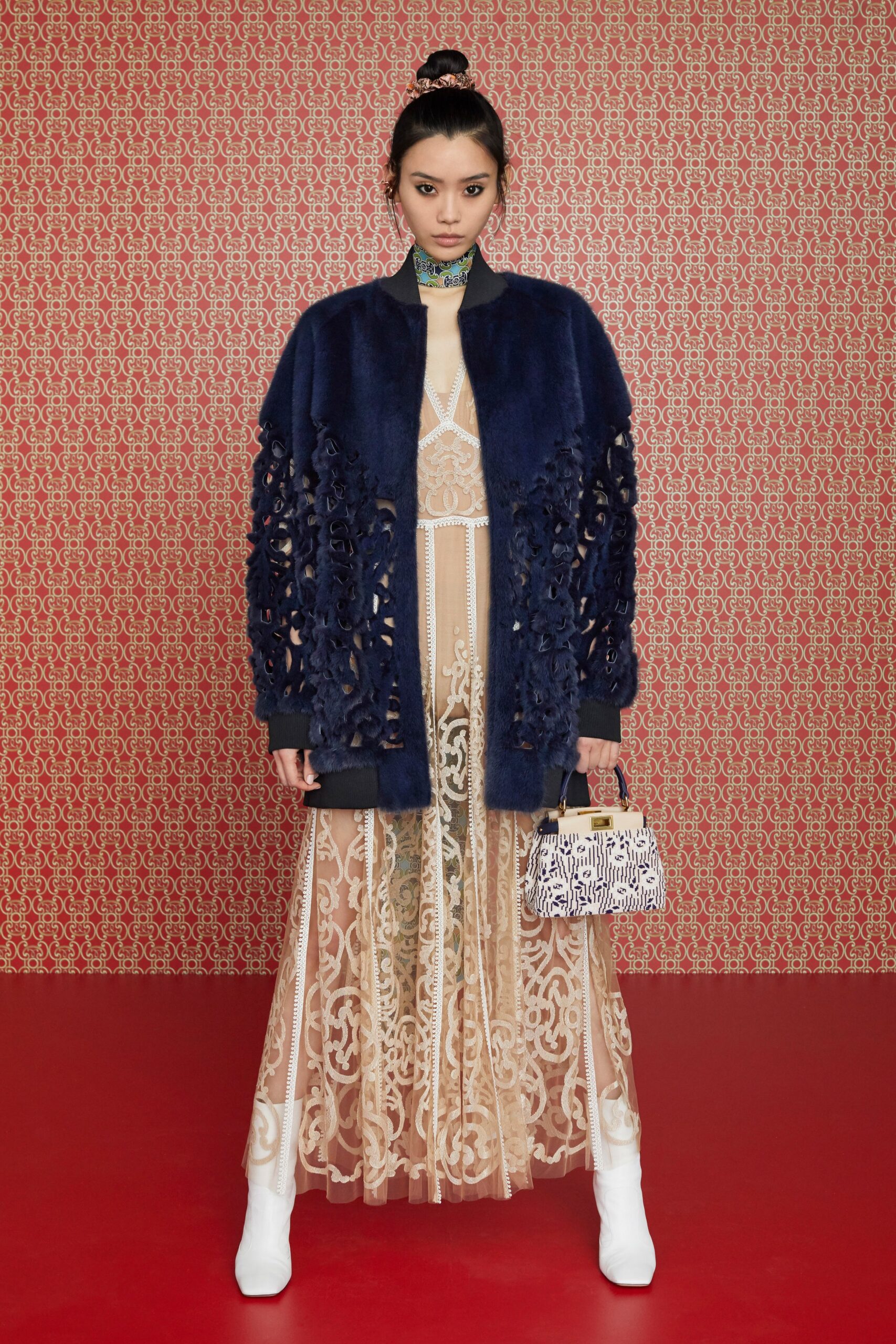 Fendi F/W 19 Look 33