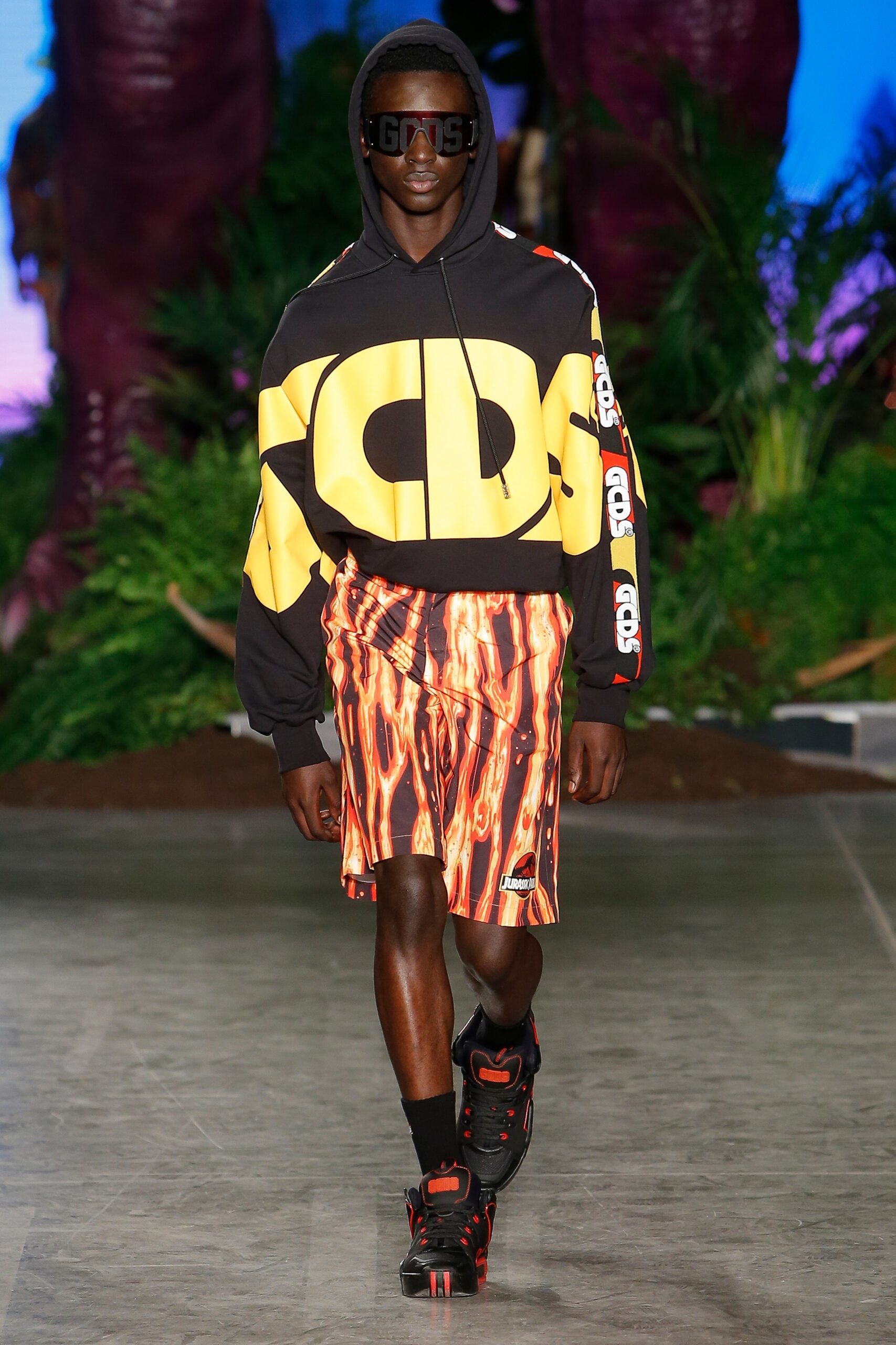 GCDS S/S 20 Look 33