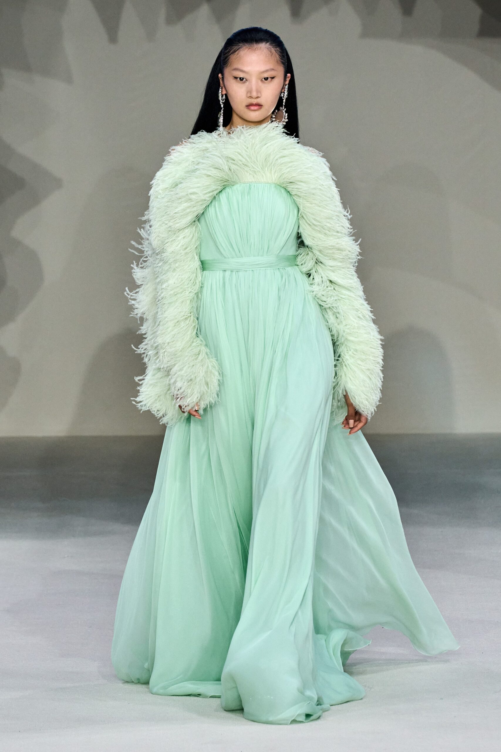 Giambattista Valli F/W 22 Couture Look 33