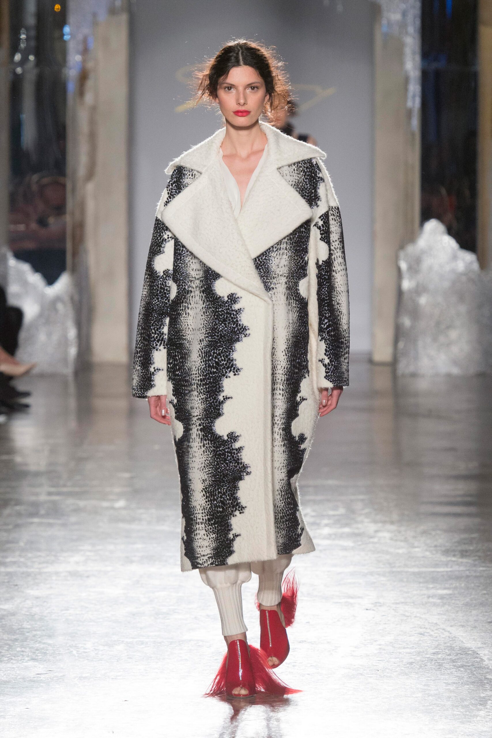Genny F/W 19 Look 34