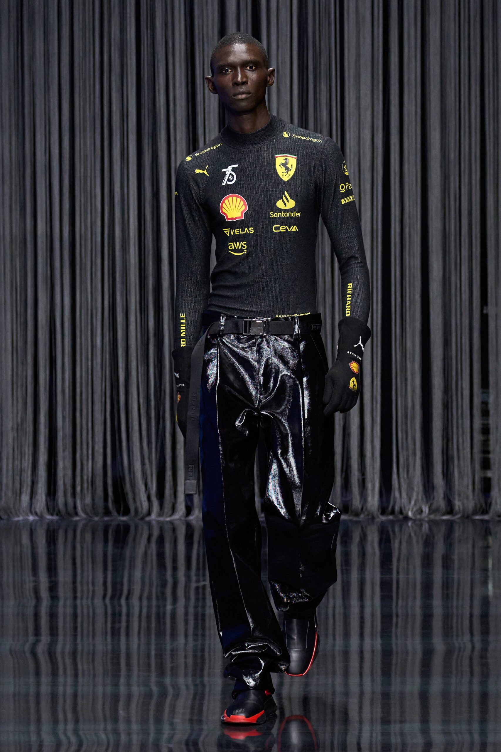 Ferrari S/S 23 Look 34