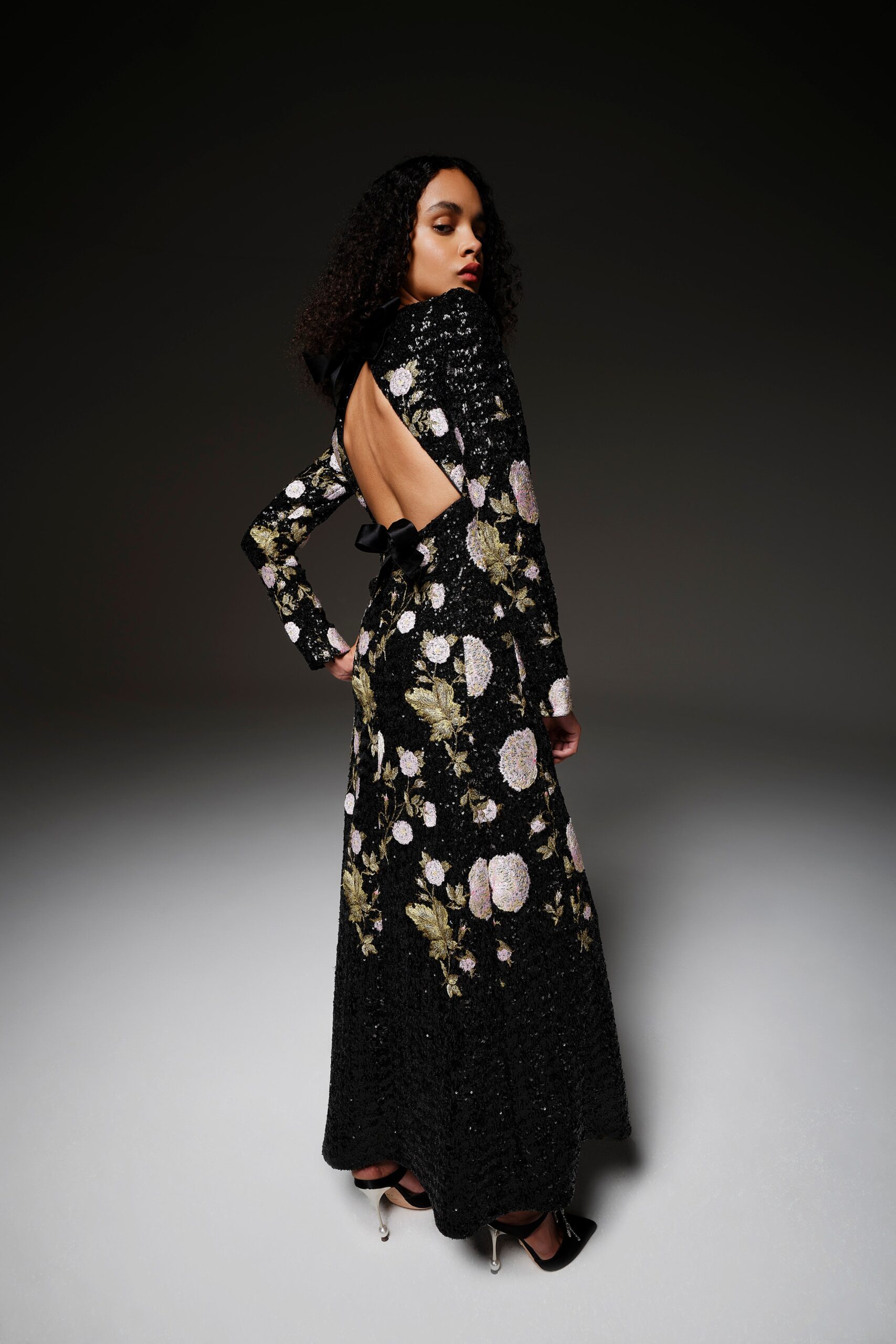 Giambattista Valli F/W 23 Look 34