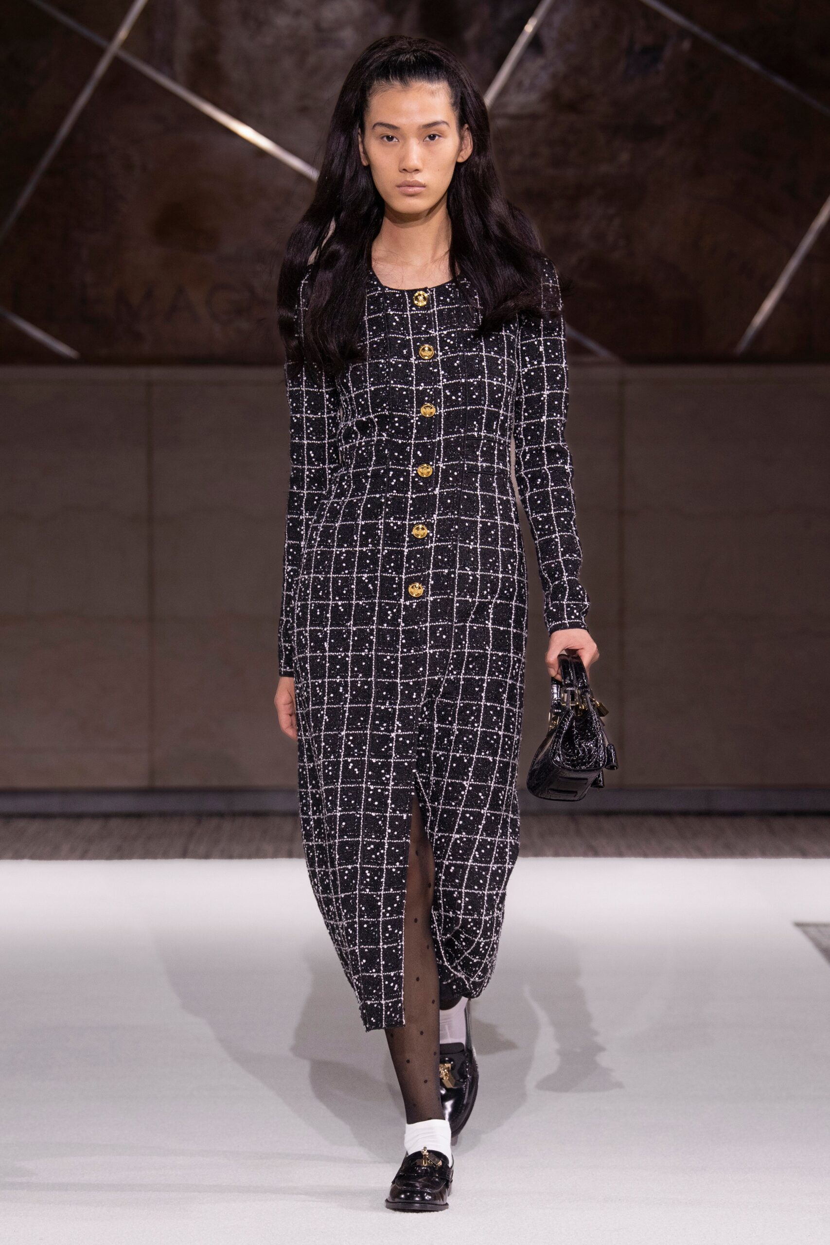 Giambattista Valli F/W 22 Look 35