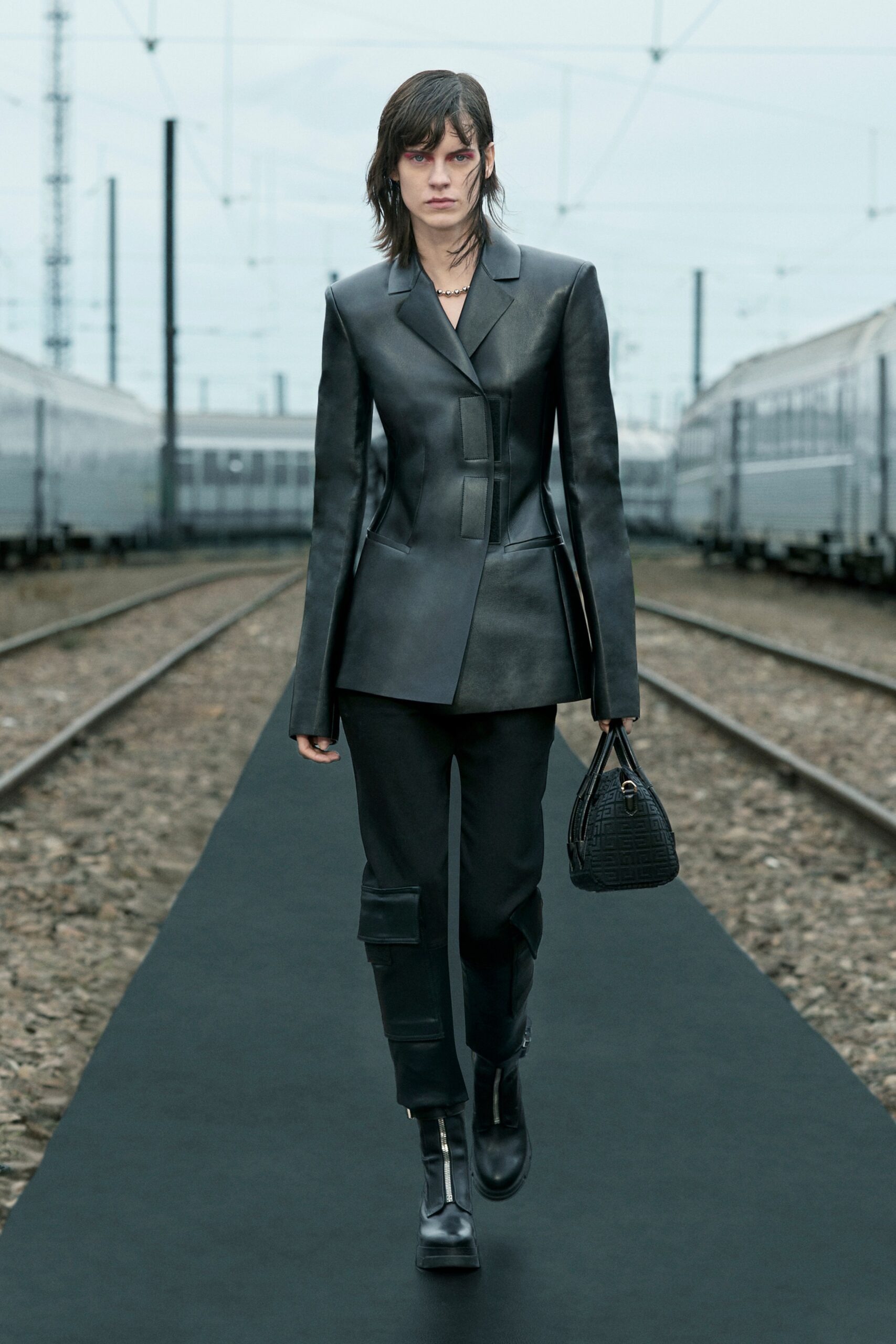 Givenchy Resort 22 Look 35