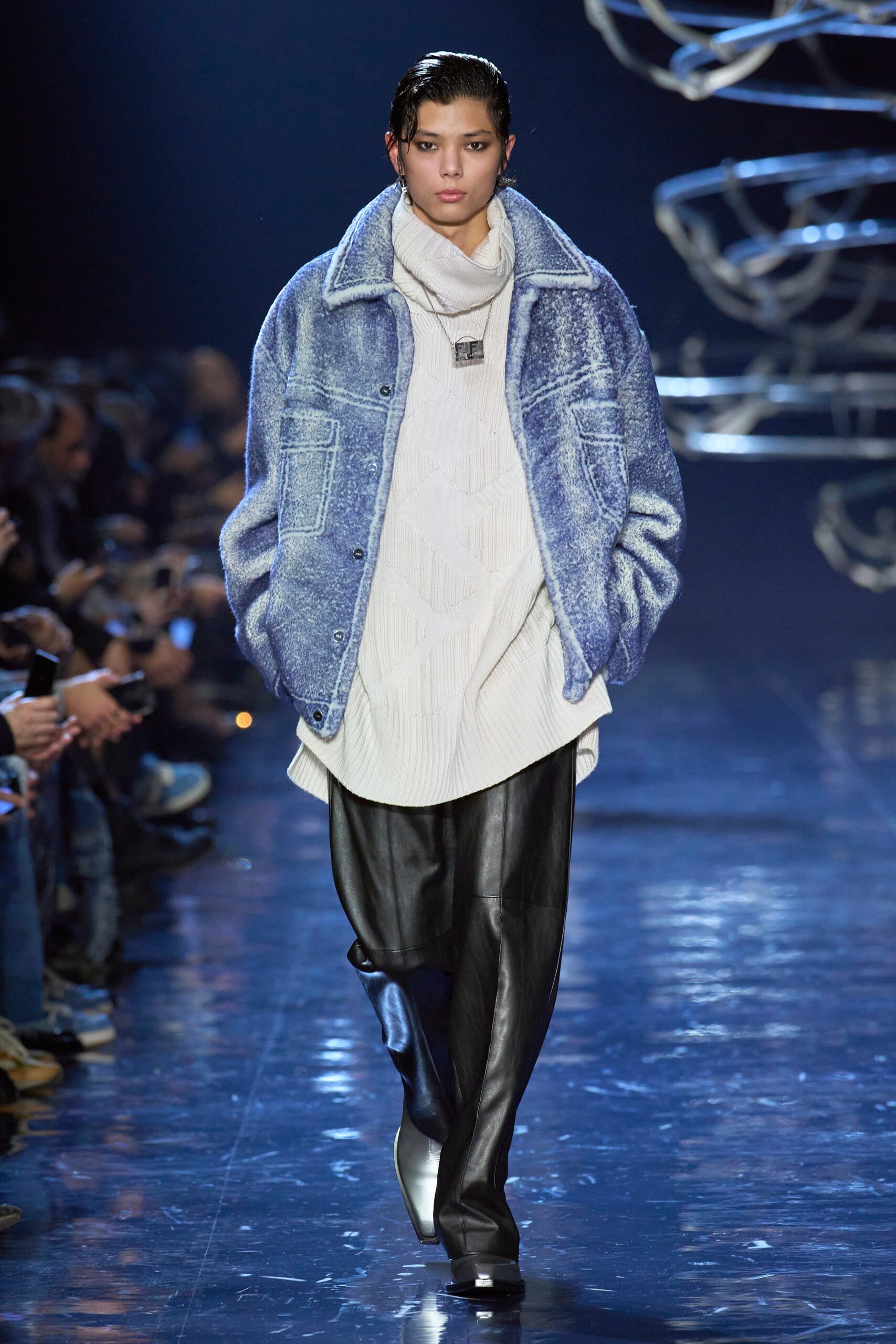 Fendi F/W 23 Menswear Look 35